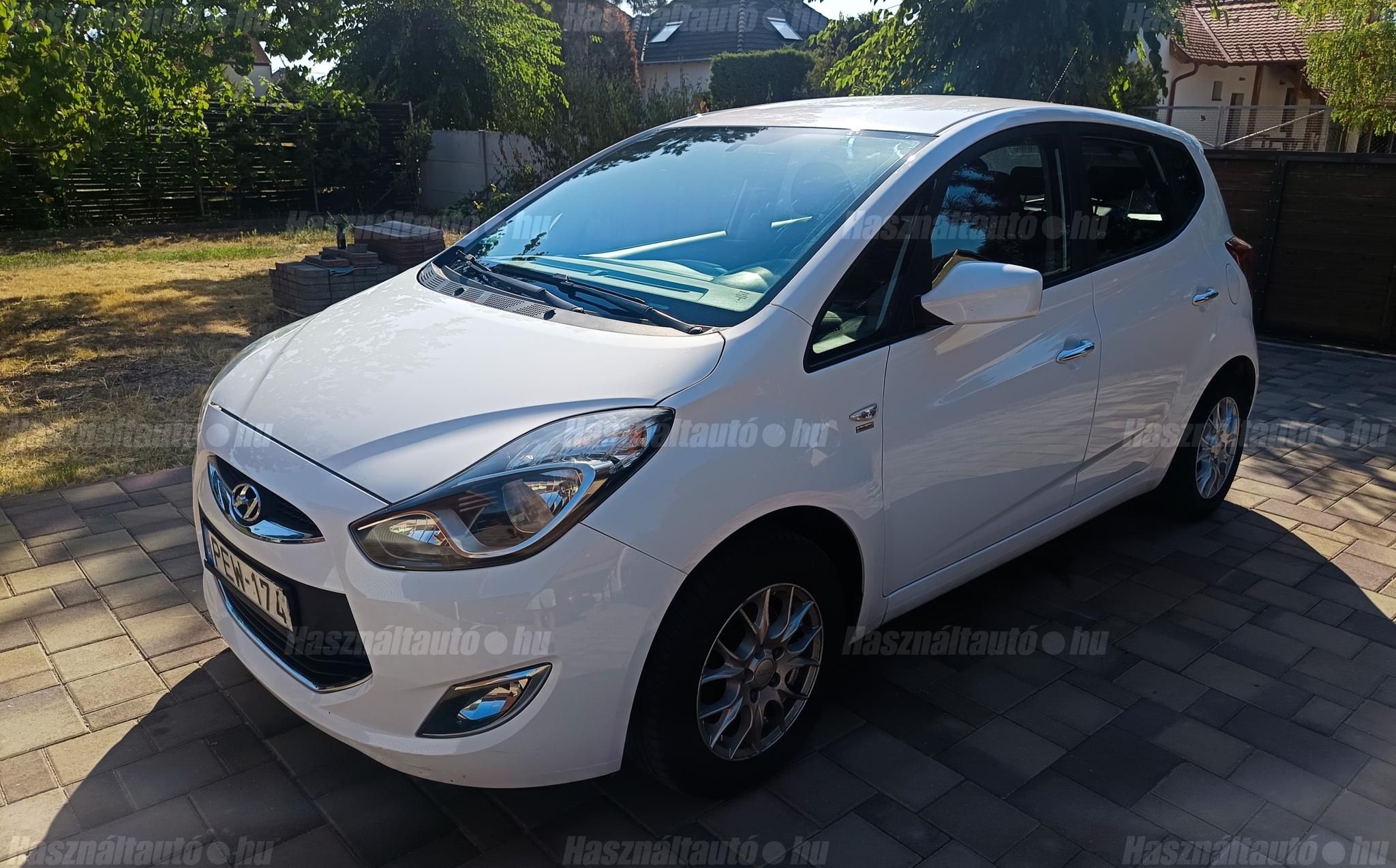 HYUNDAI IX20 2011 - 1