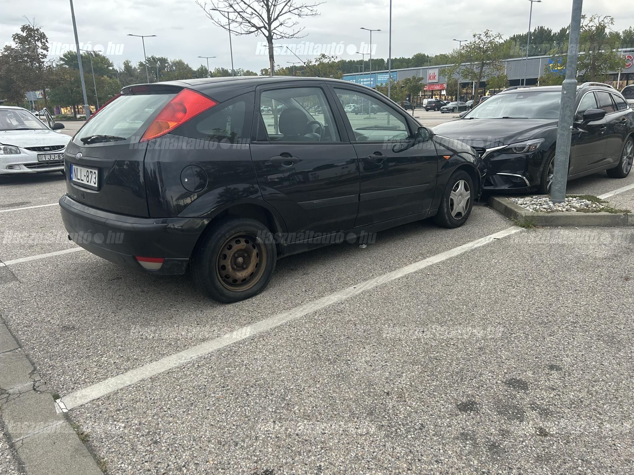 FORD FOCUS 2002/6 - 1