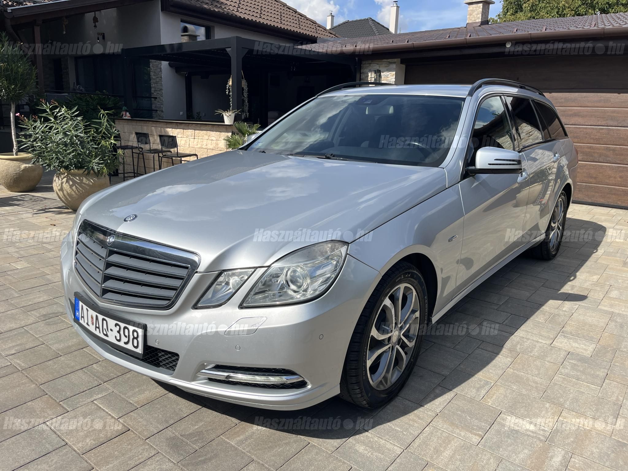 MERCEDES-BENZ E 250 2011/10 - 1