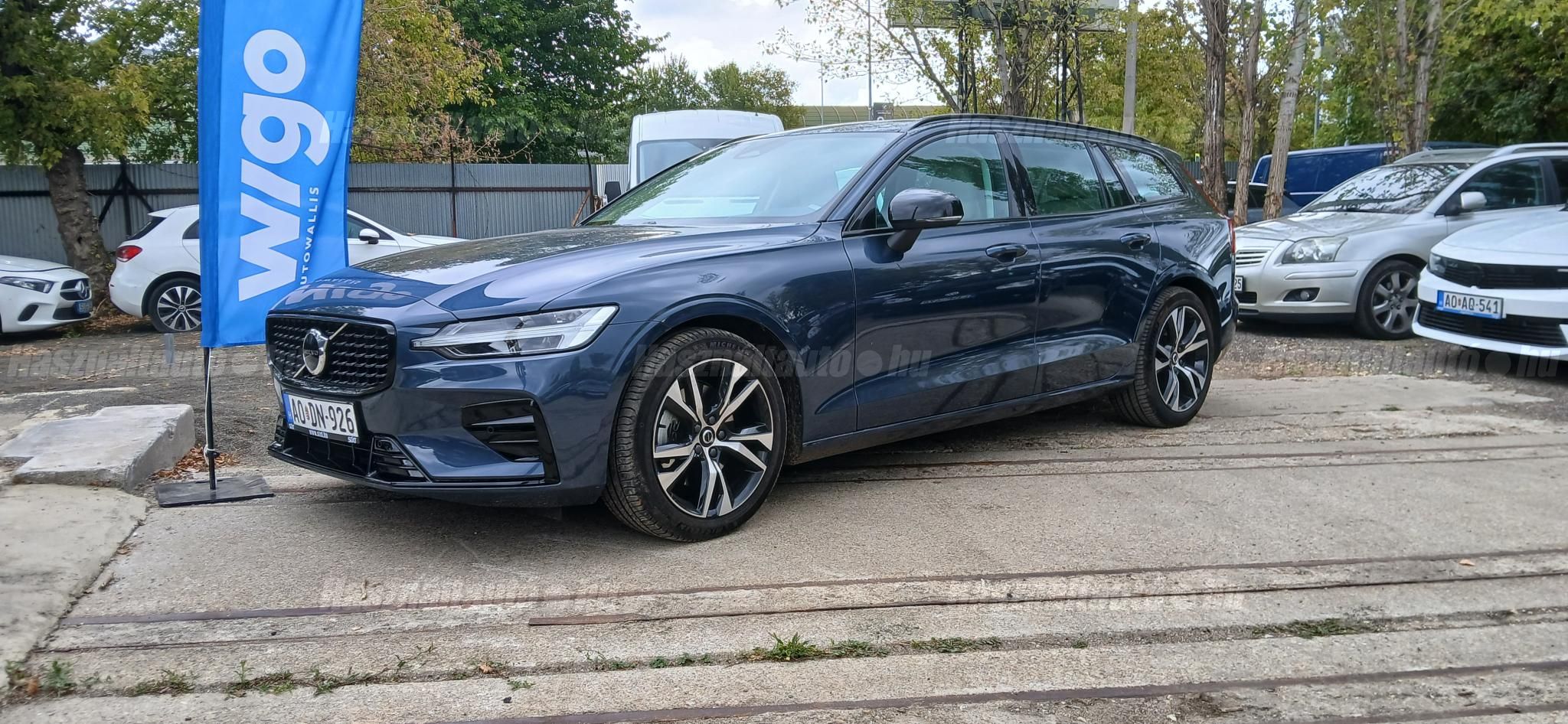 VOLVO V60 2025/6 - 1
