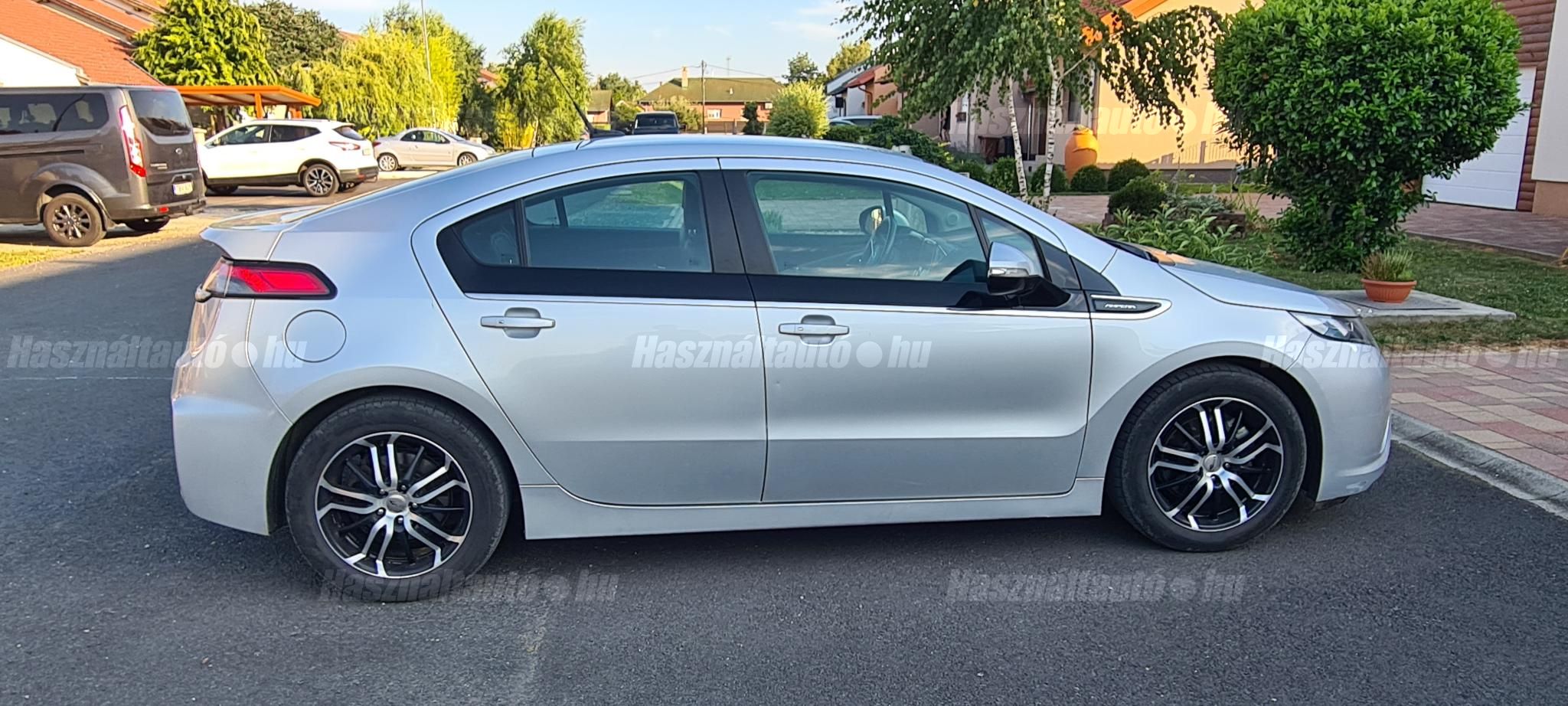 OPEL AMPERA 2012/11 - 1
