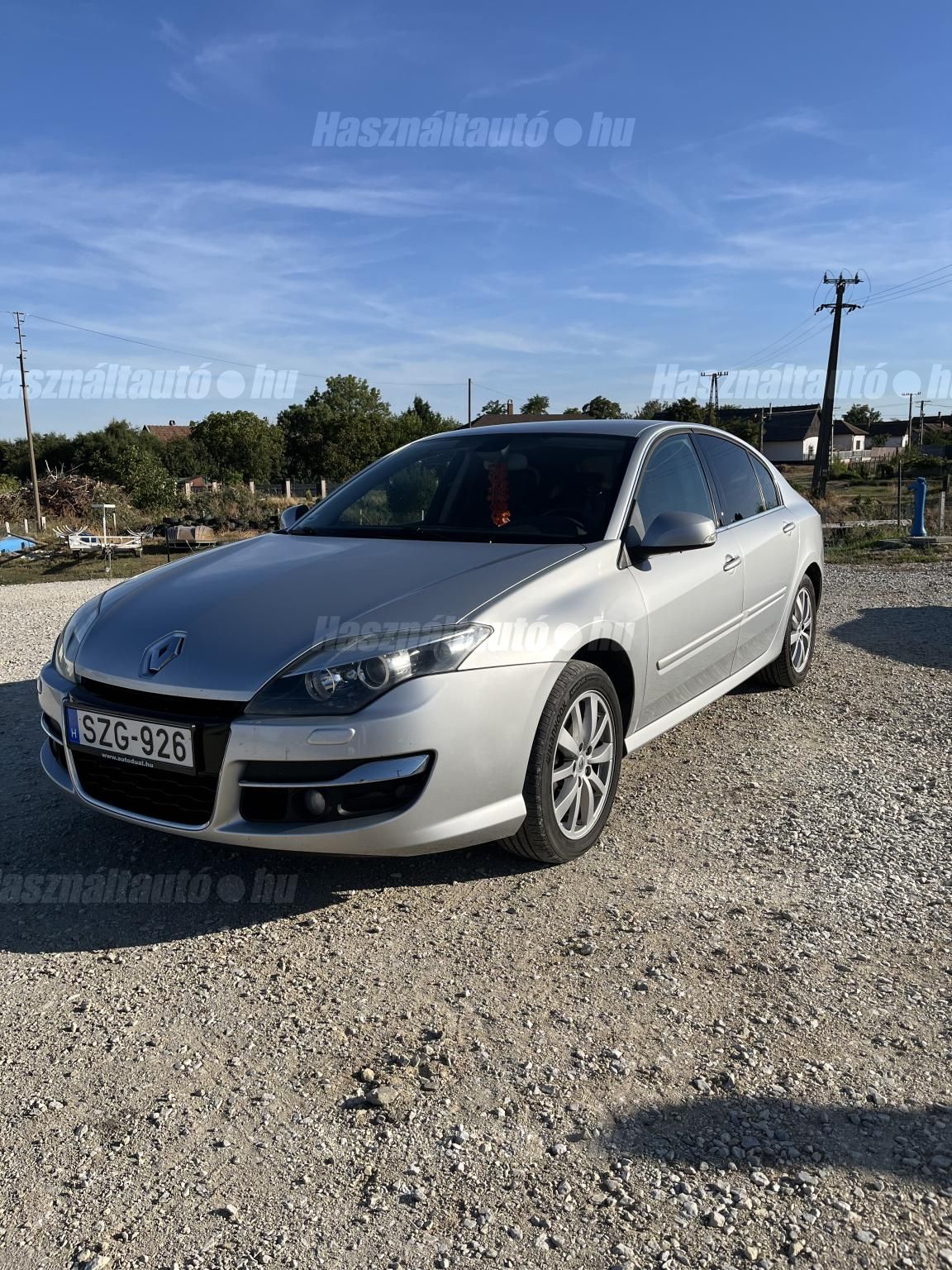 RENAULT LAGUNA 2012 - 1