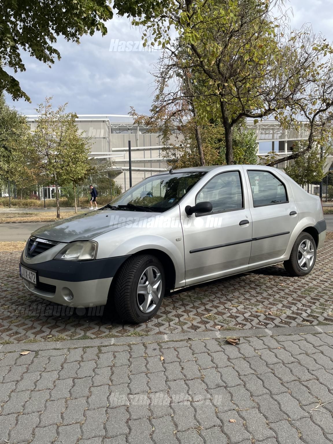 DACIA LOGAN 2004/11 - 1