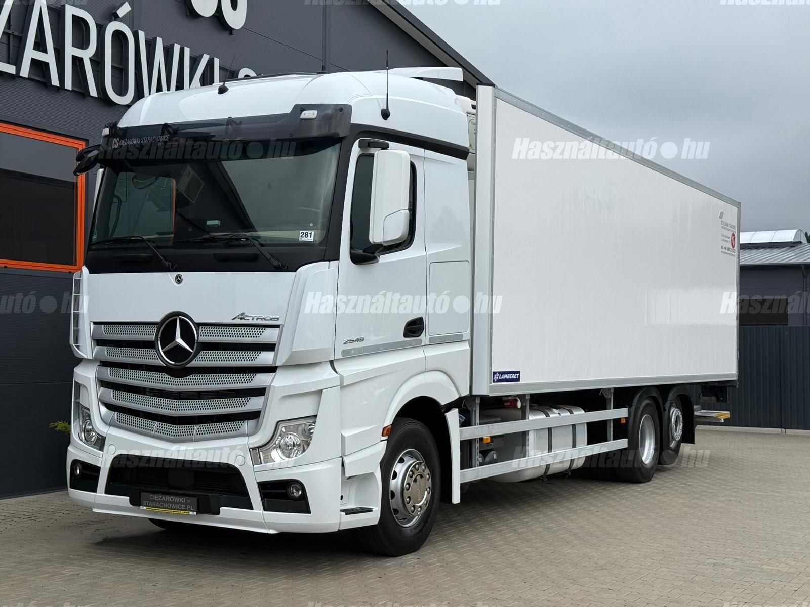 MERCEDES-BENZ 2021/11 - 1