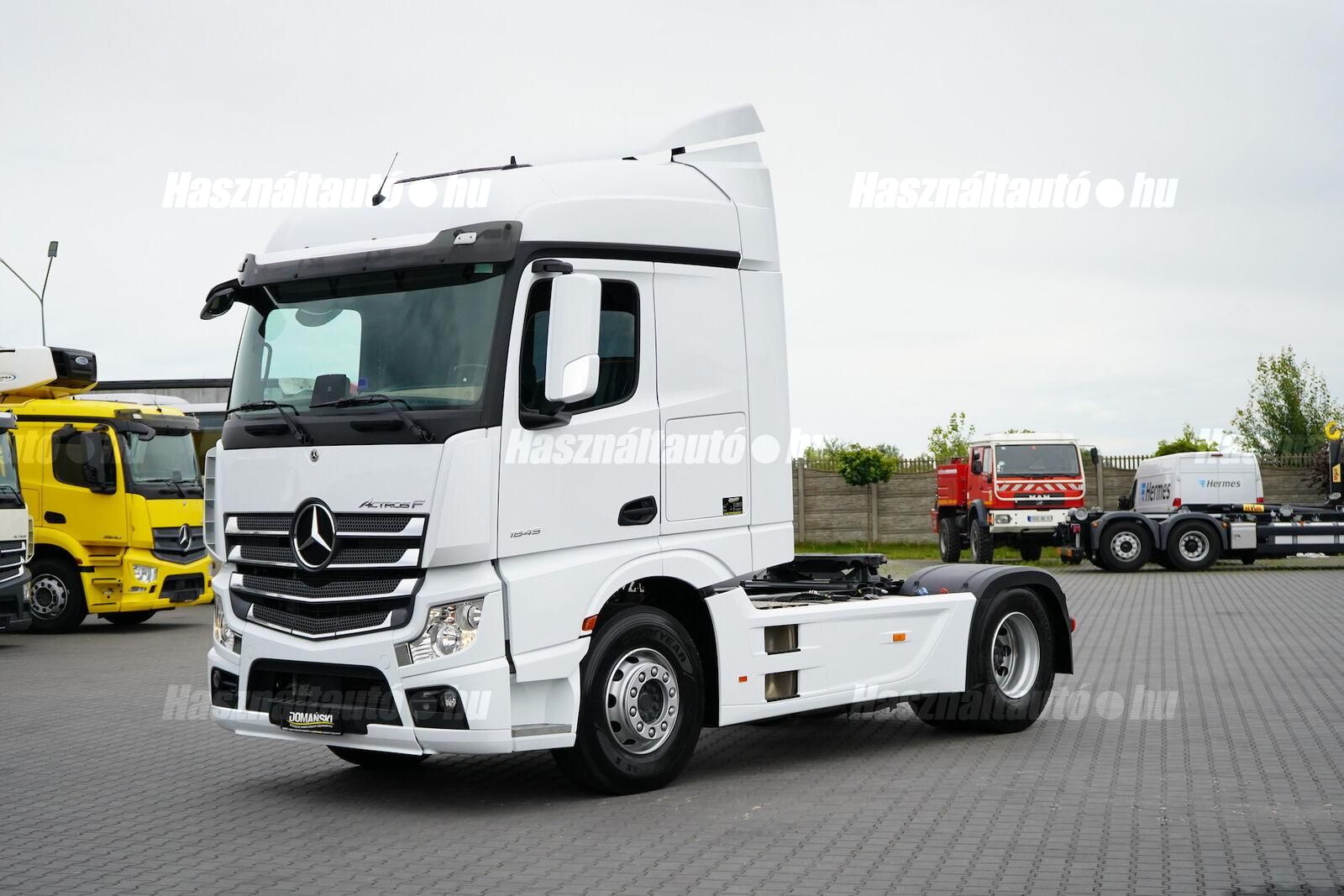 MERCEDES-BENZ 2022/5 - 1