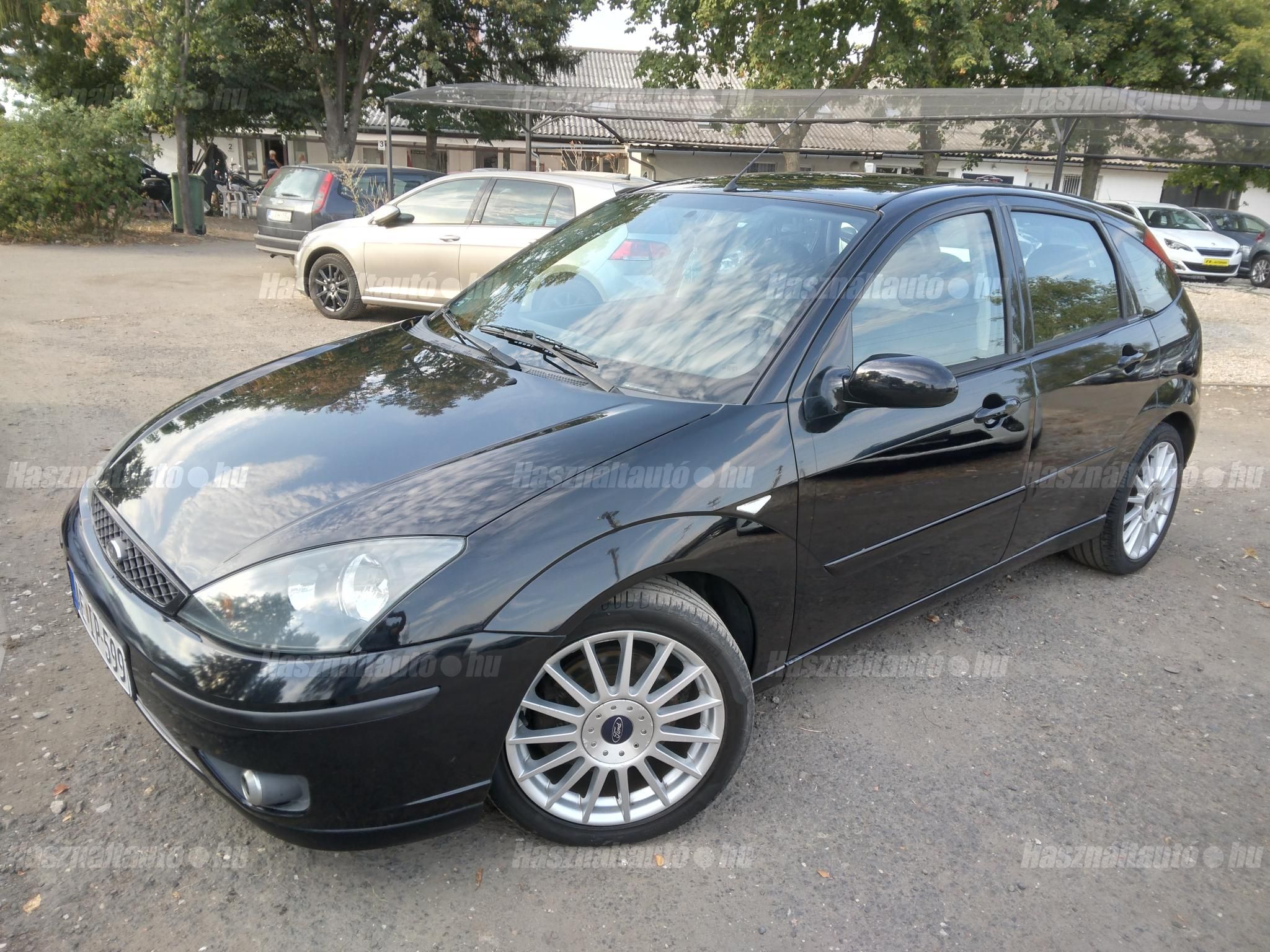 FORD FOCUS 2003/7 - 1