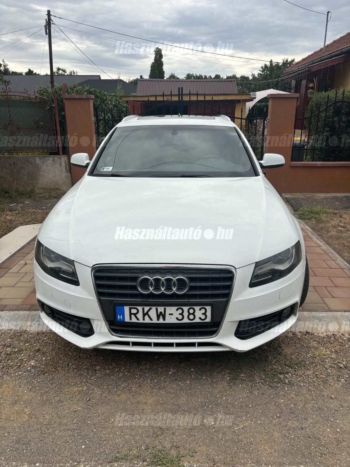 AUDI A4 2011 - 1