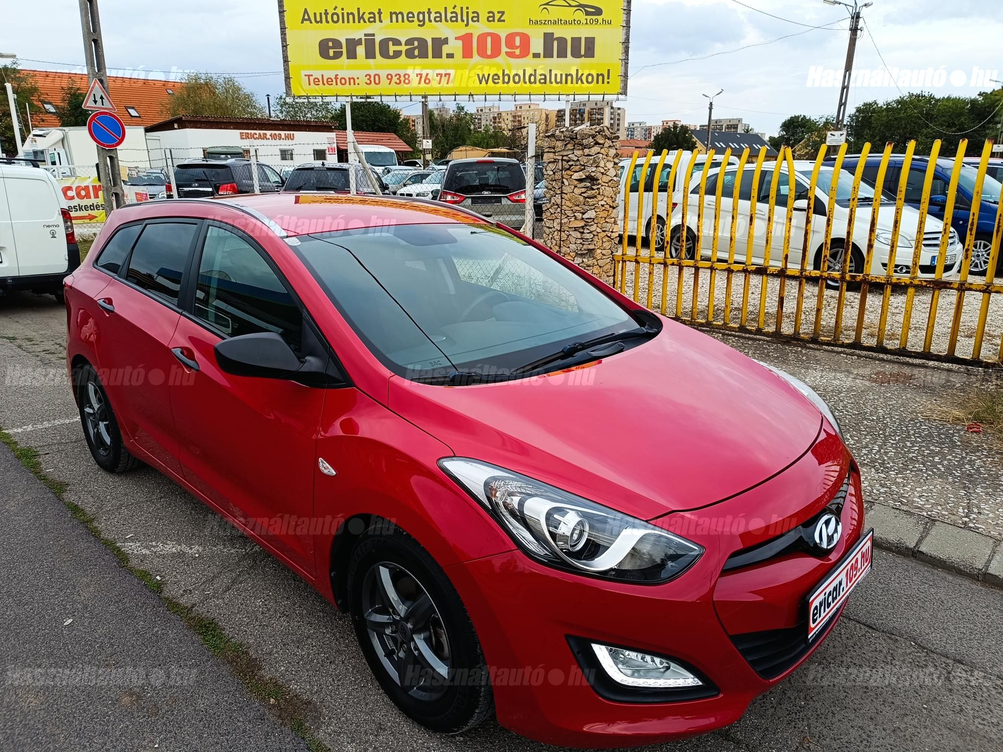HYUNDAI I30 2013/3 - 1