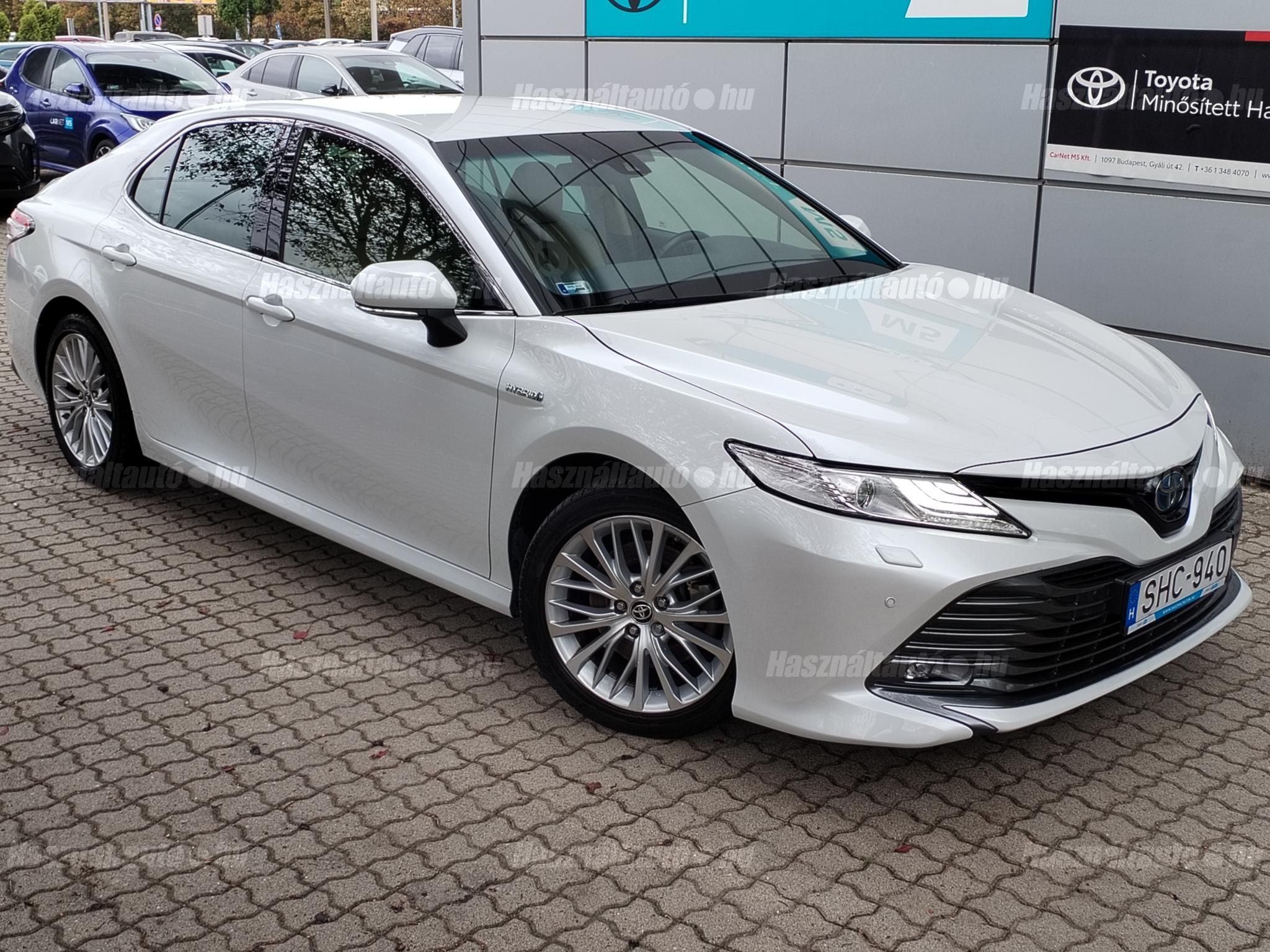 TOYOTA CAMRY 2020/10 - 1
