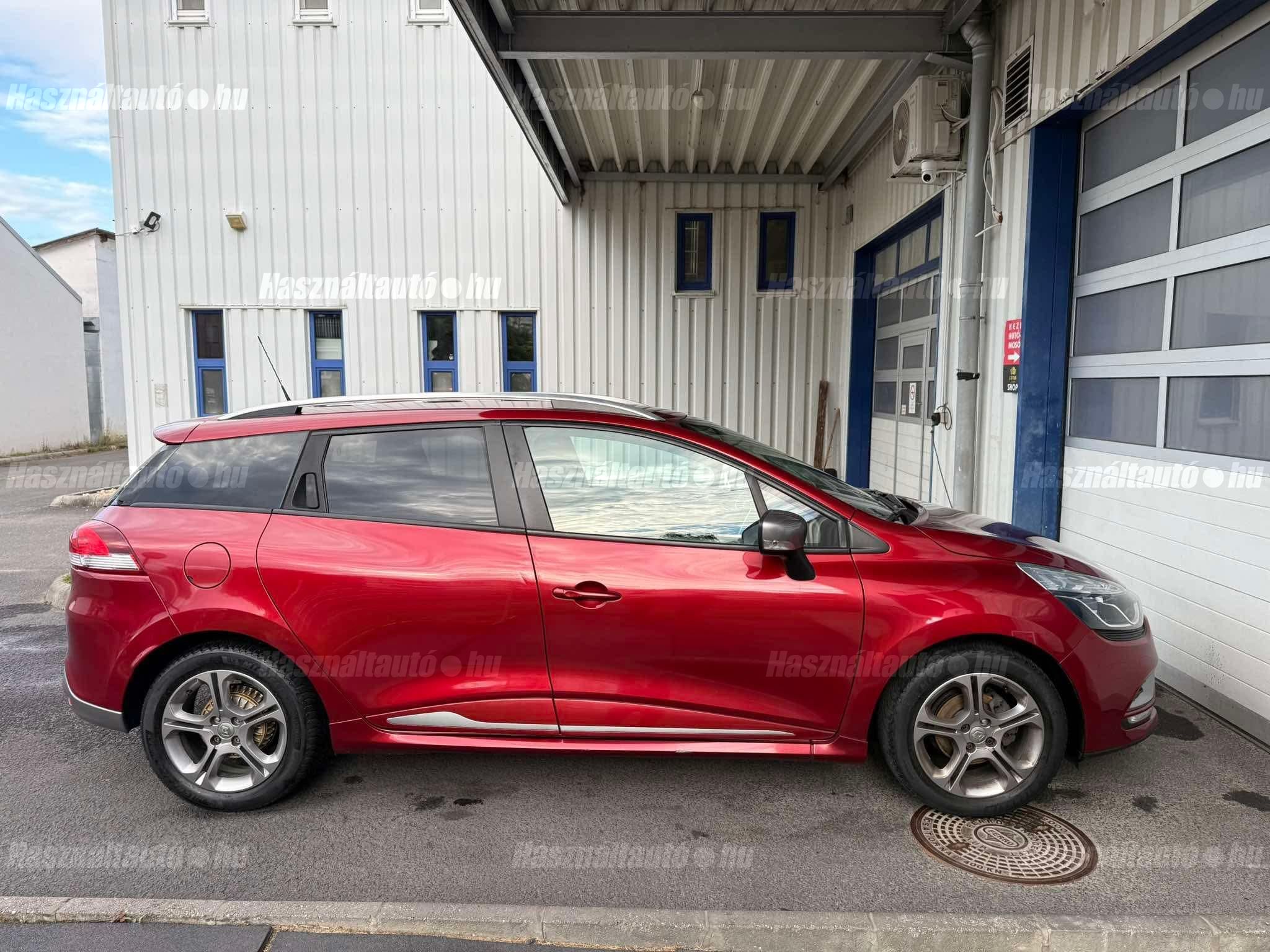 RENAULT CLIO 2017/8 - 1