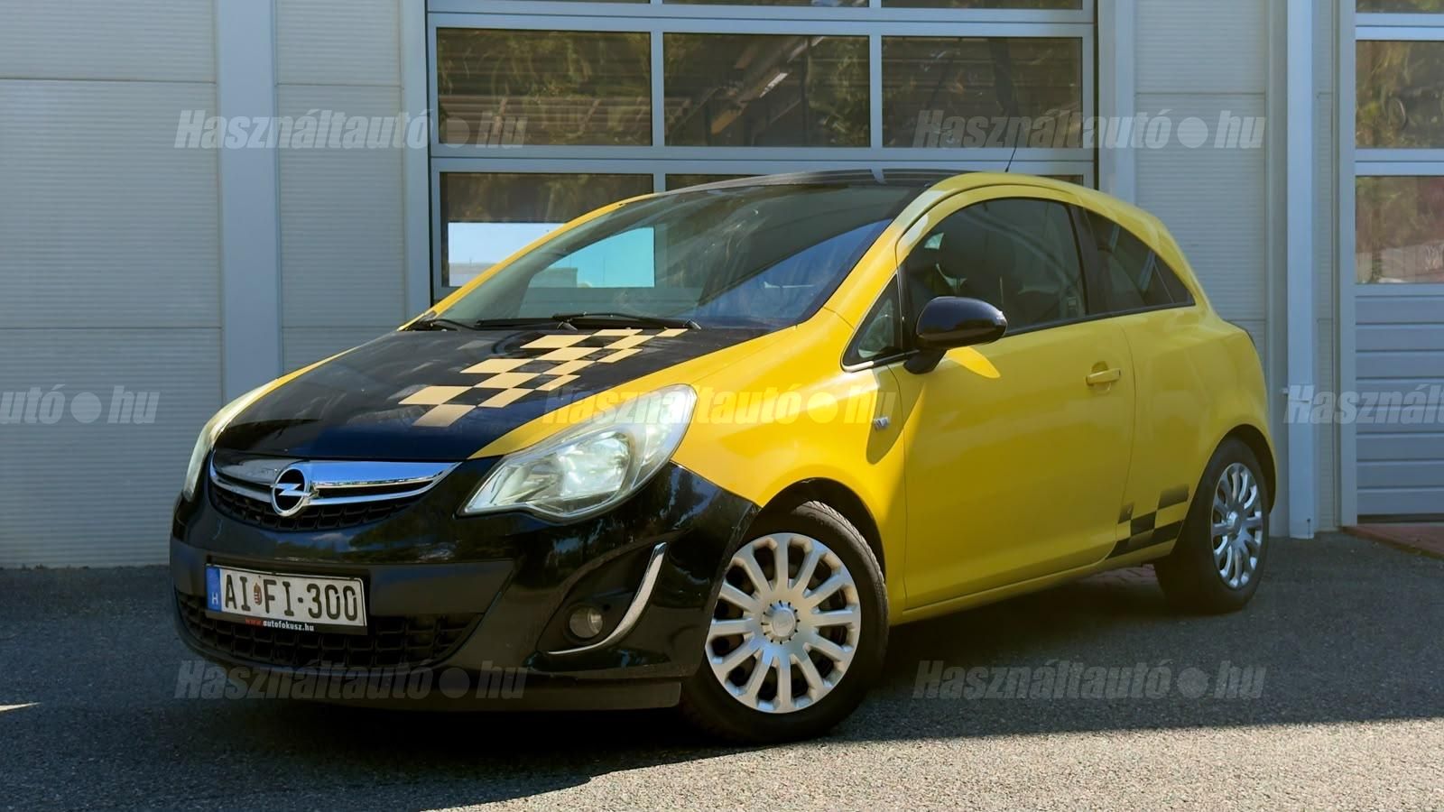 OPEL CORSA 2012/2 - 1