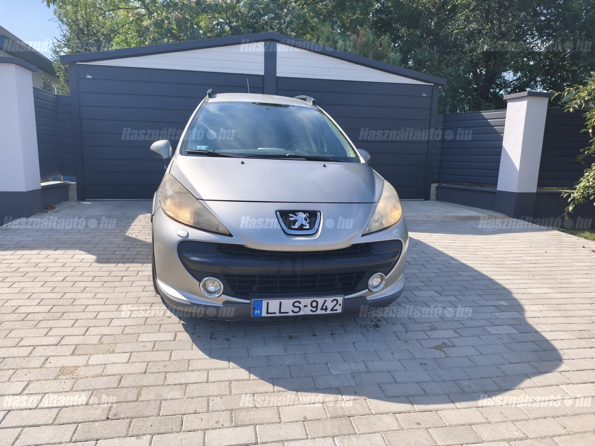 PEUGEOT 207 2008/8 - 1