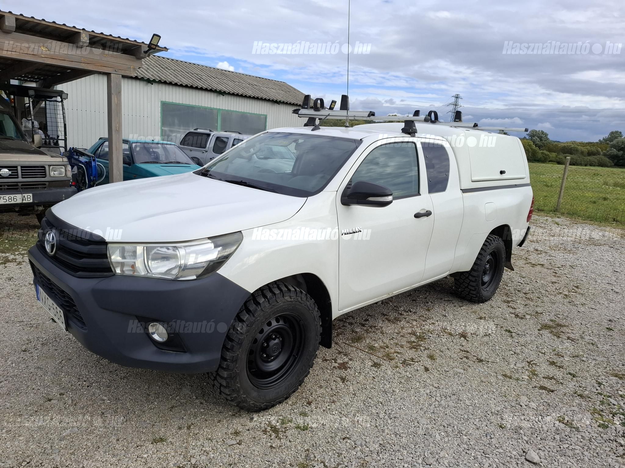TOYOTA HILUX 2016/12 - 1