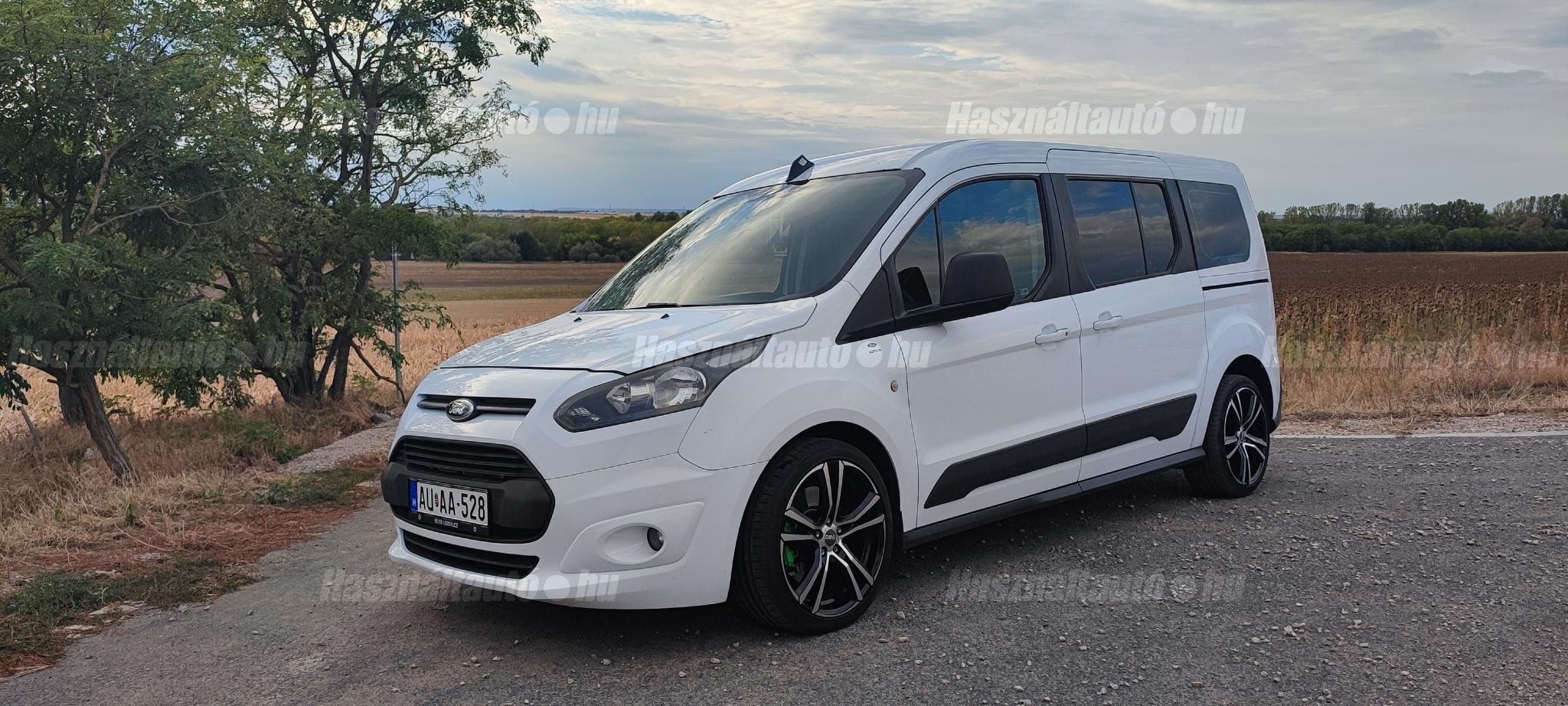 FORD TOURNEO 2015/6 - 1