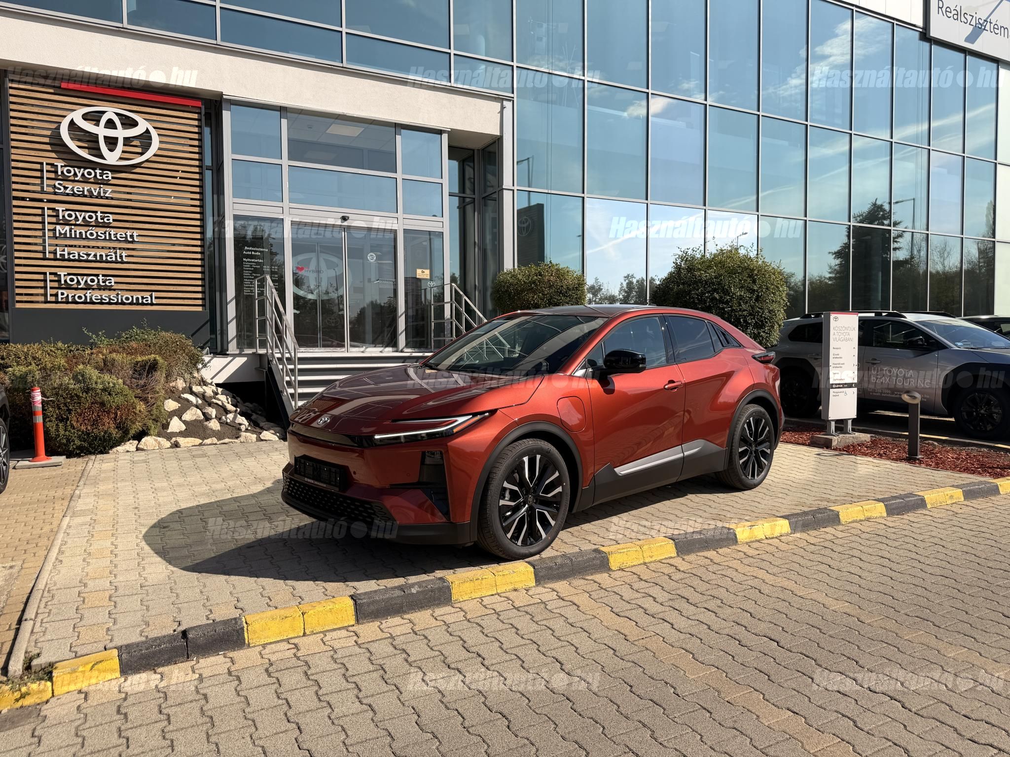 TOYOTA C-HR 2026 - 1