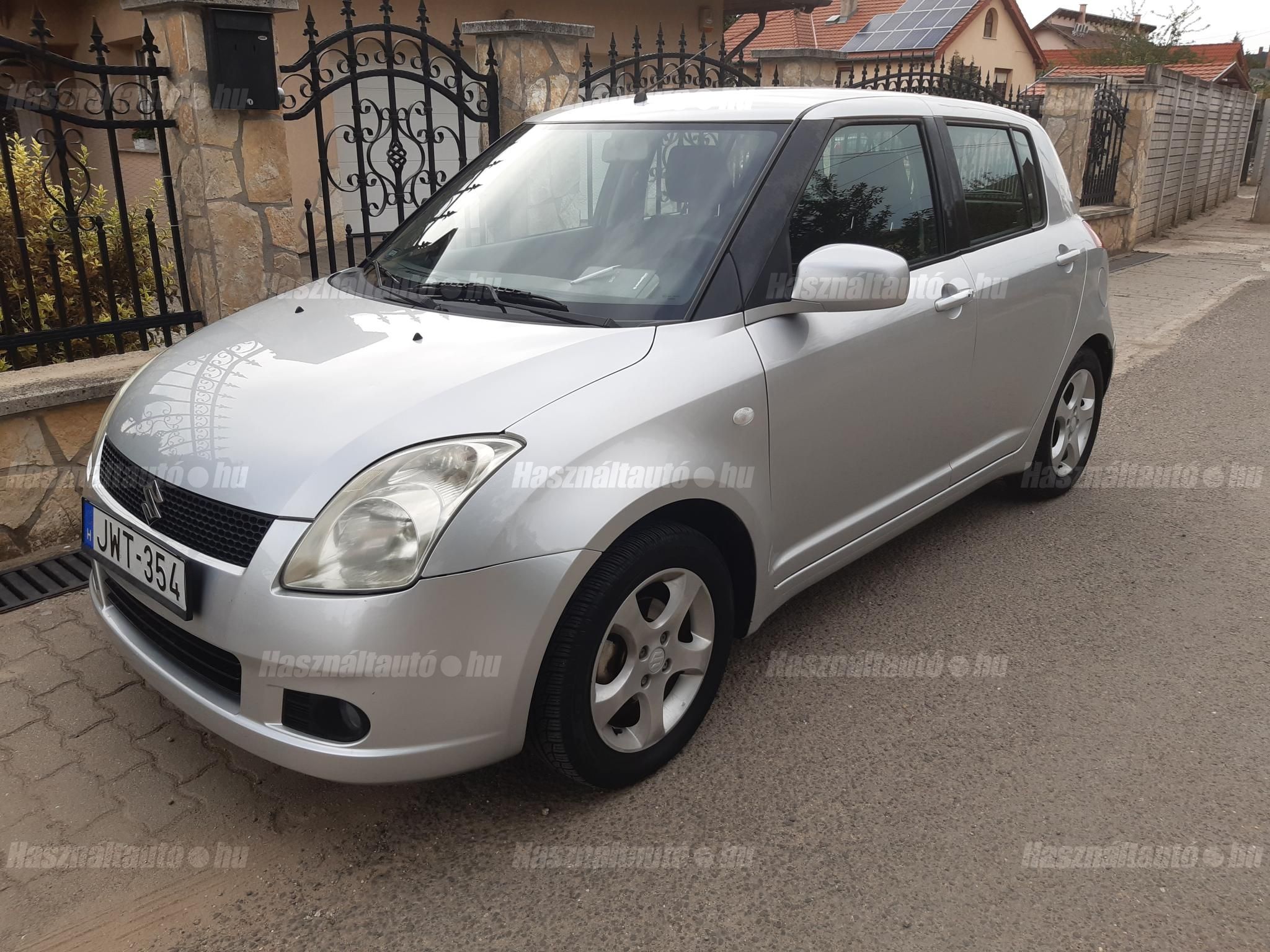 SUZUKI SWIFT 2005/7 - 1