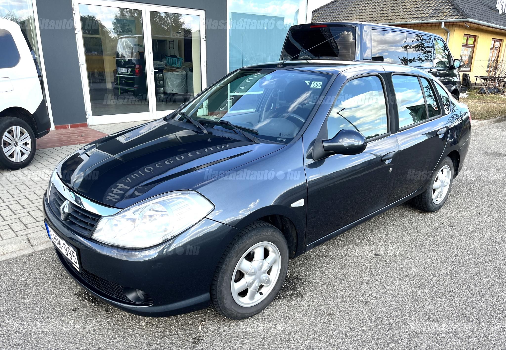 RENAULT THALIA 2008/11 - 1