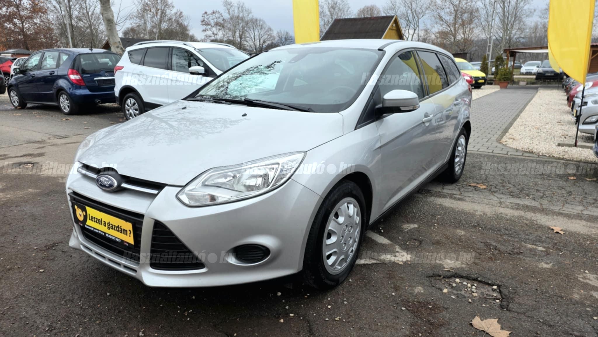 FORD FOCUS 2014/9 - 1