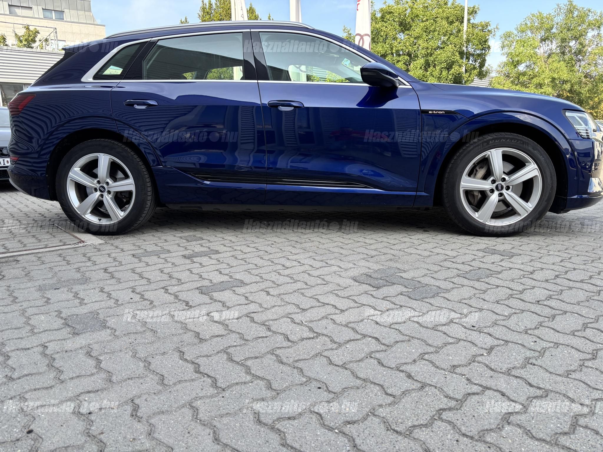AUDI E-TRON 2021/8 - 1