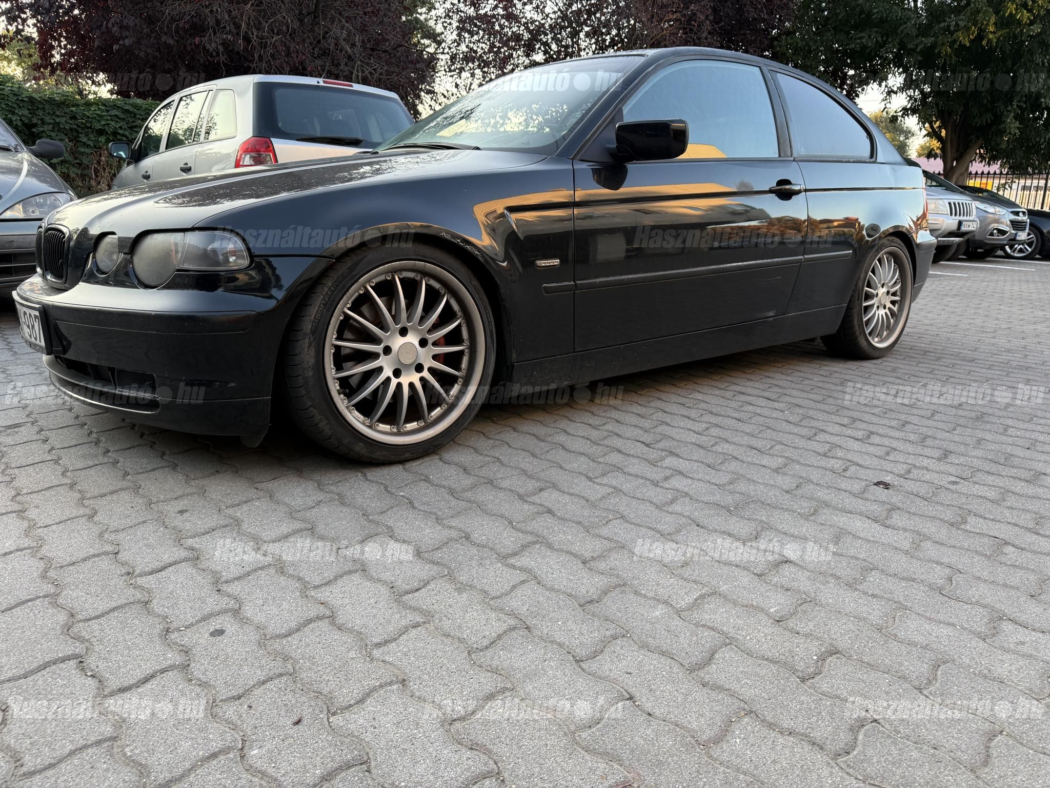 BMW 325 2002/6 - 1