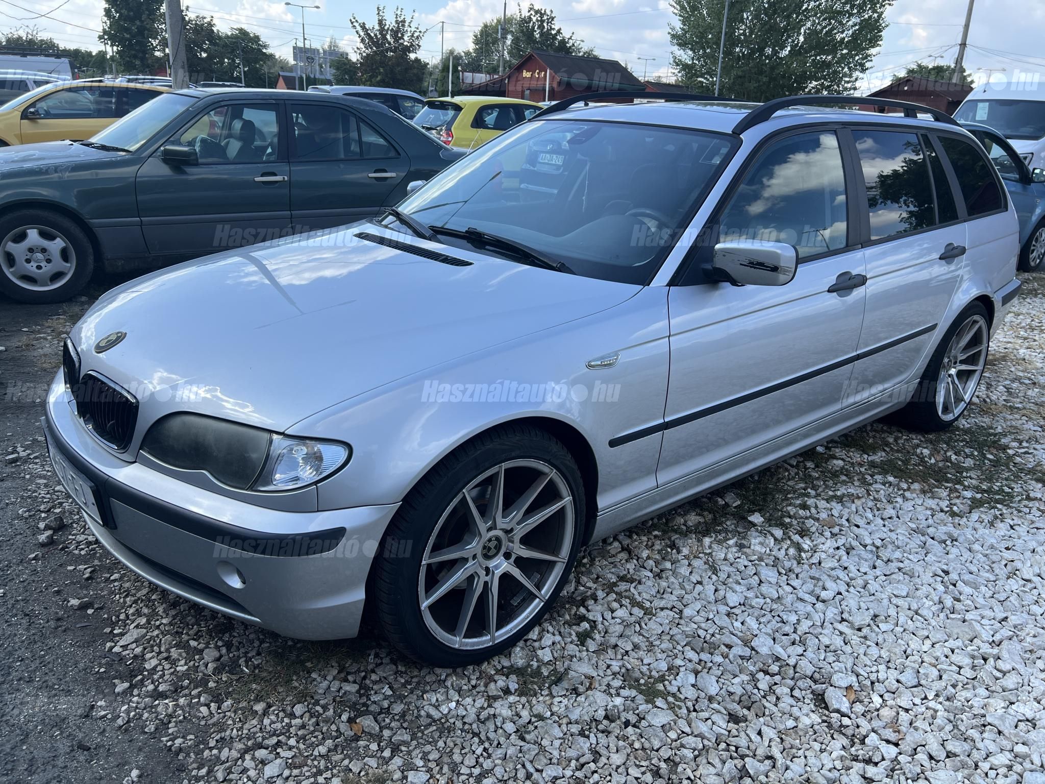 BMW 318 2002/6 - 1