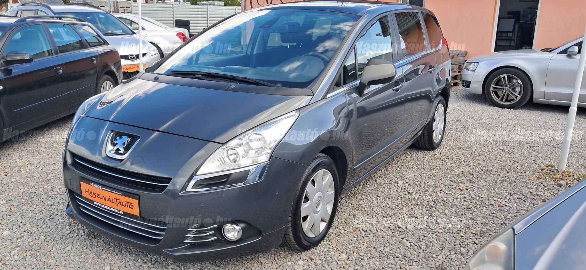 PEUGEOT 5008 2011/10 - 1