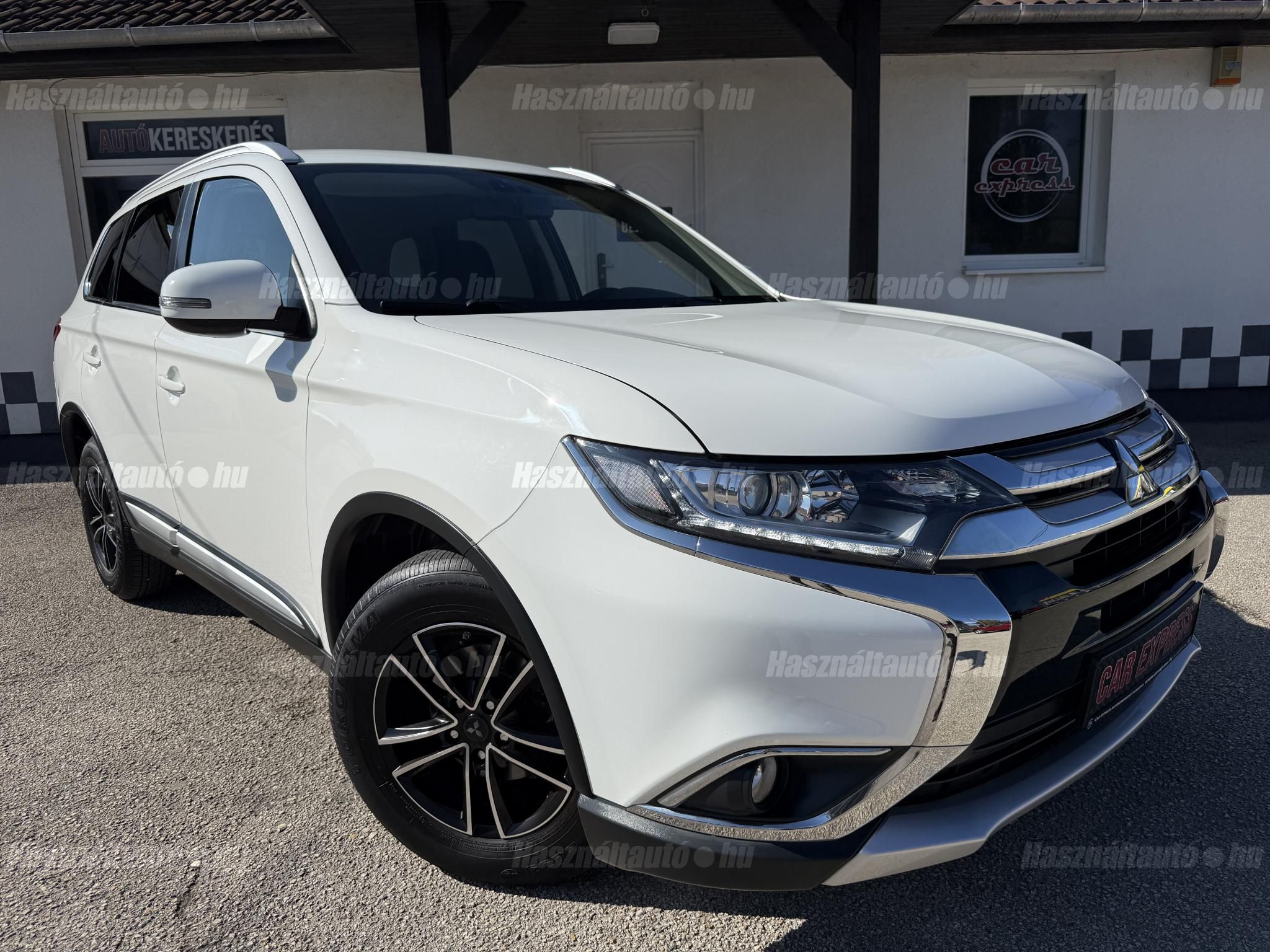MITSUBISHI OUTLANDER 2018/8 - 1