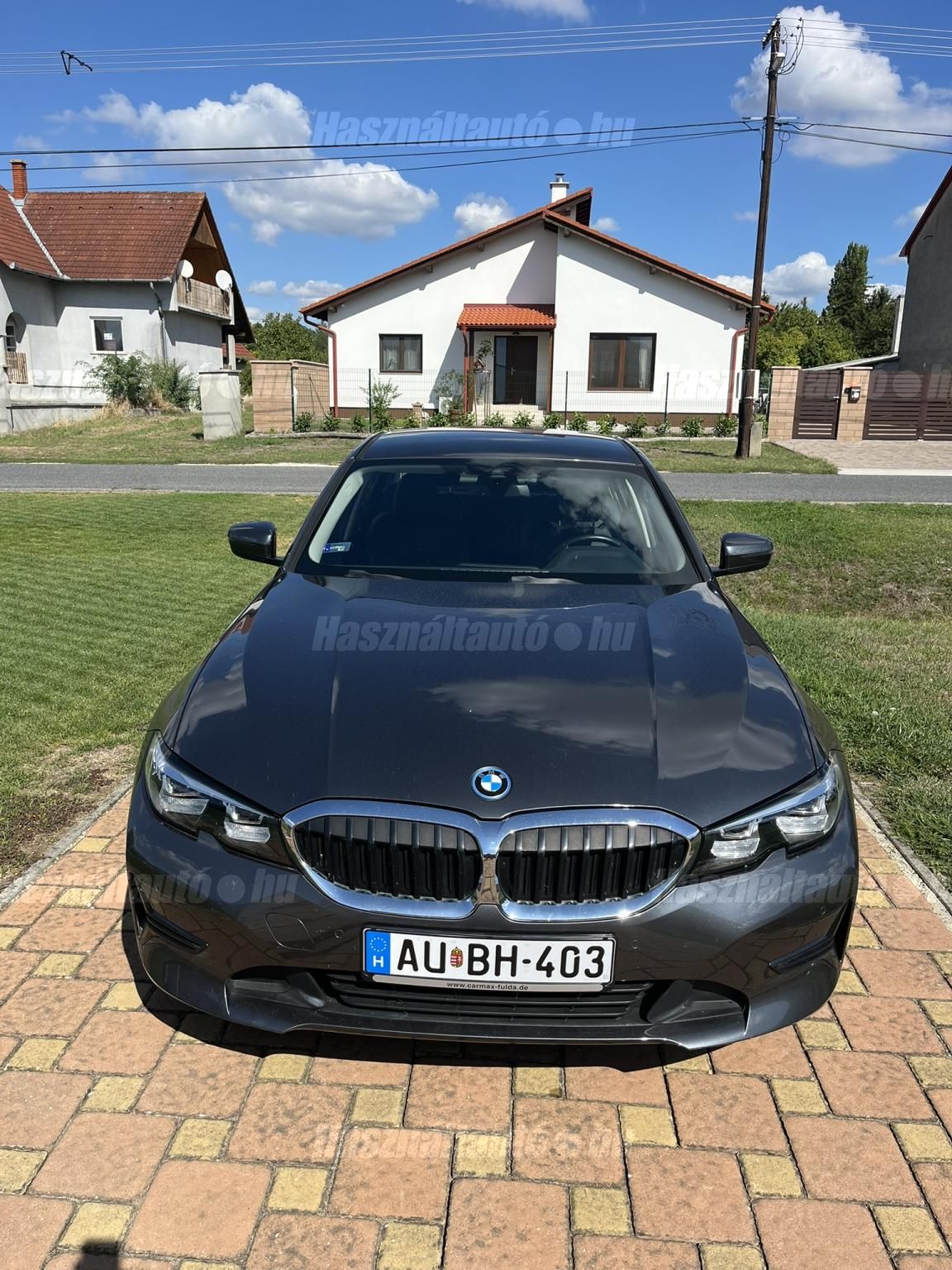 BMW 320 2022/3 - 1