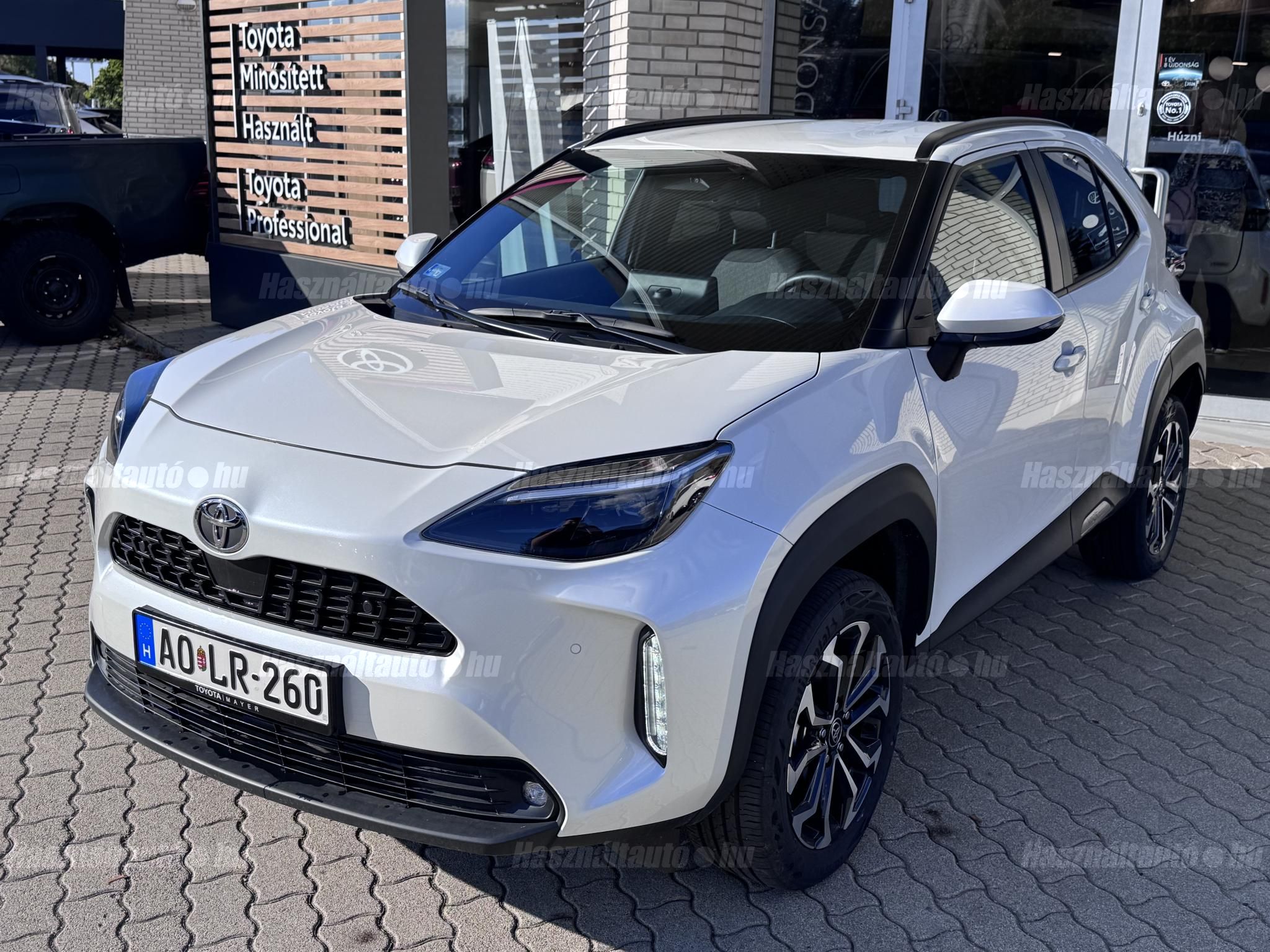 TOYOTA YARIS CROSS 2026/2 - 1