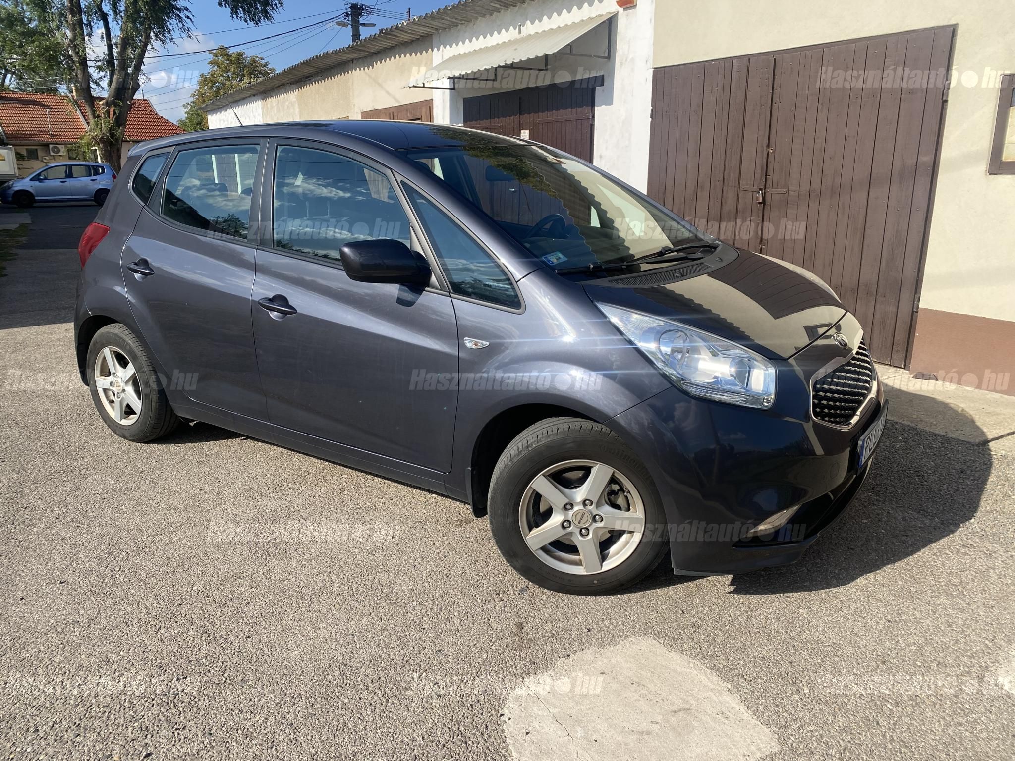 KIA VENGA 2017/11 - 1