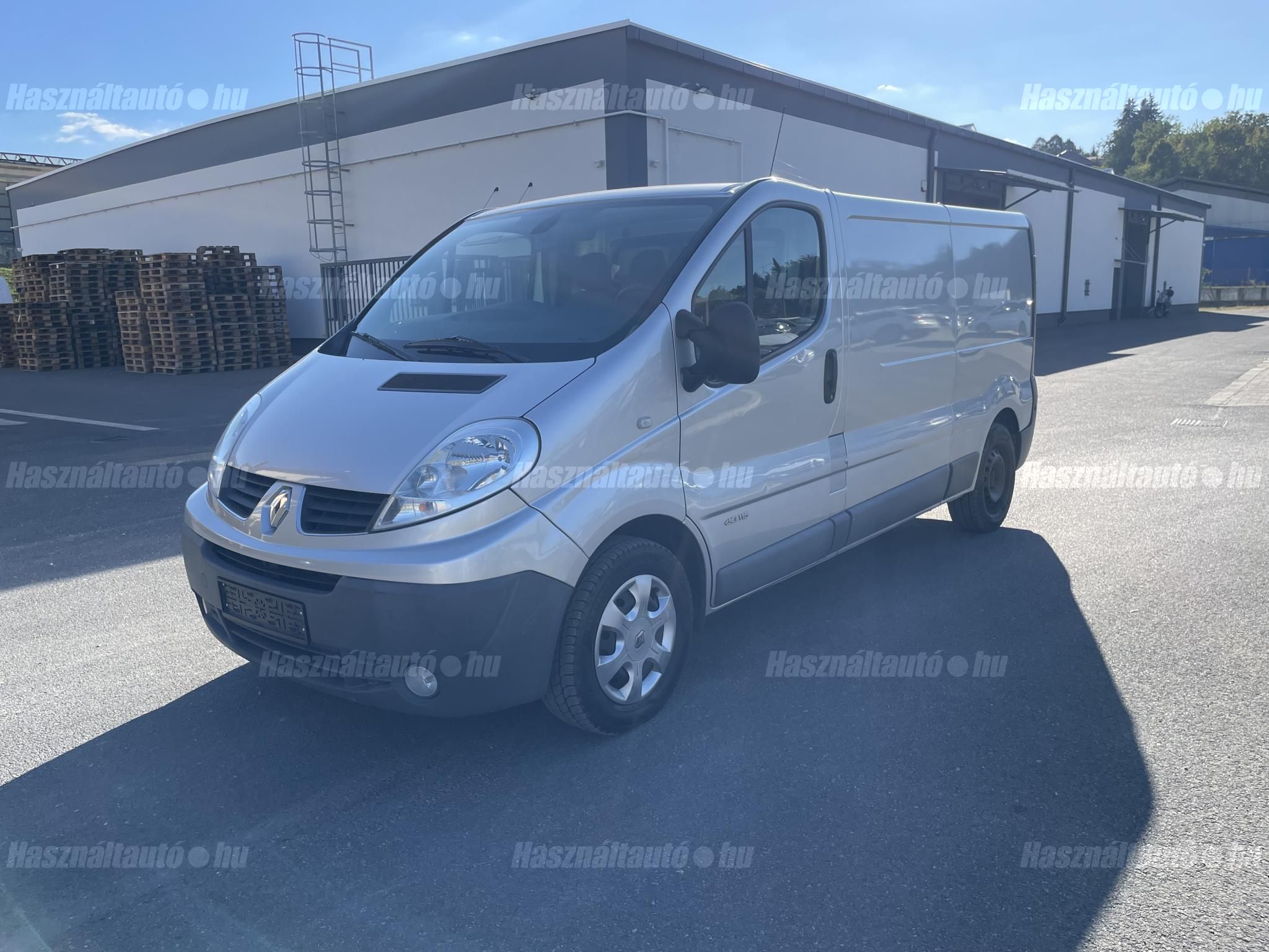 RENAULT TRAFIC 2014/11 - 1
