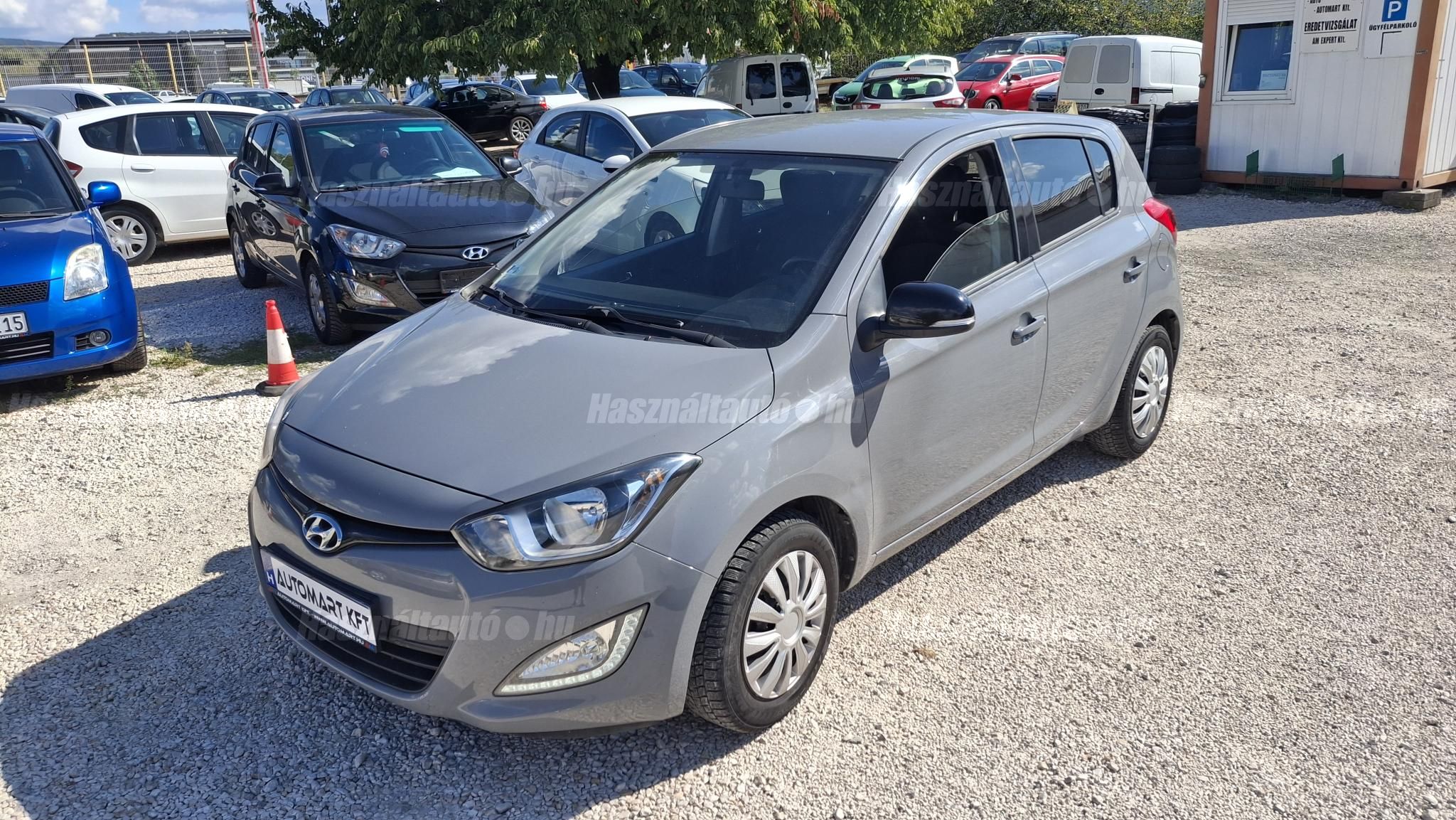 HYUNDAI I20 2014/11 - 1