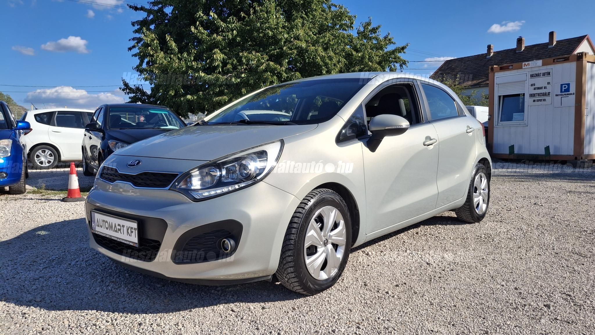 KIA RIO 2013/11 - 1