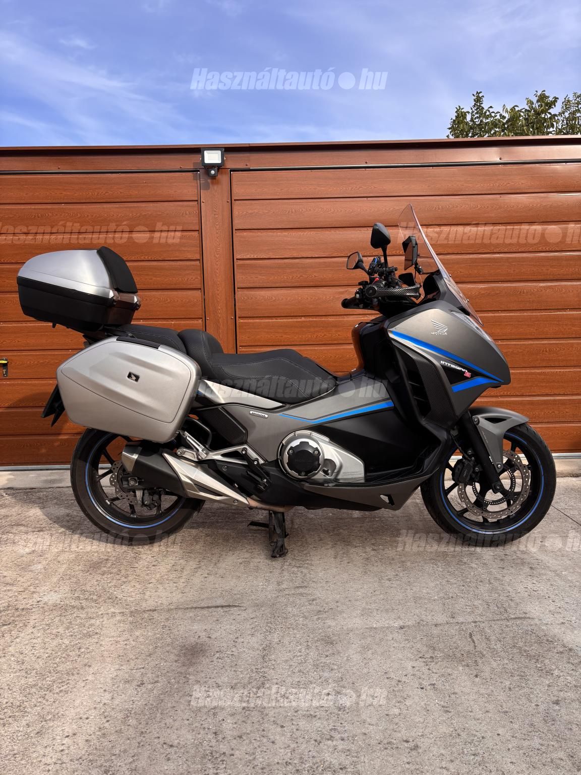 HONDA NC 750 D 2018/8 - 1