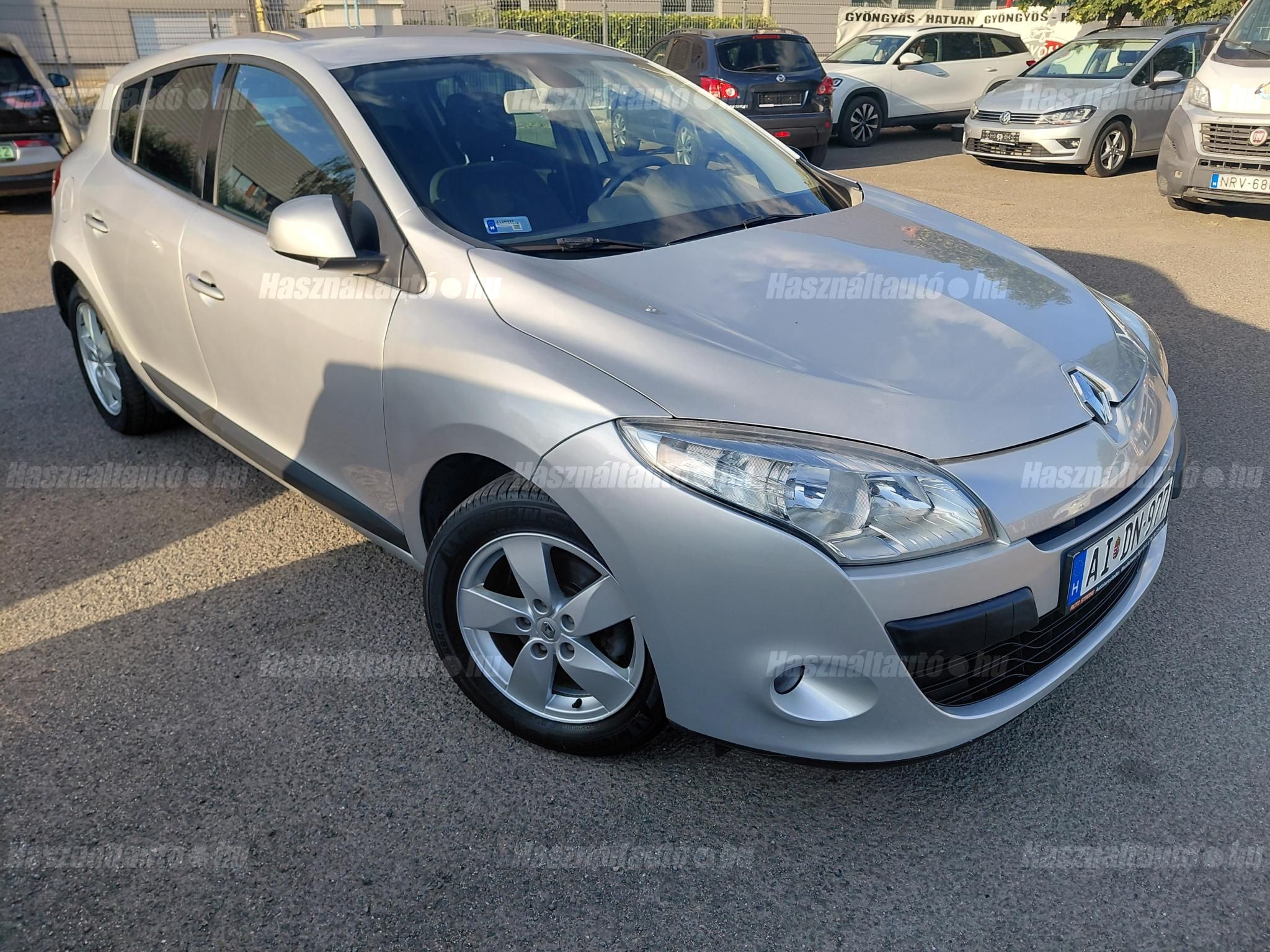 RENAULT MEGANE 2009/4 - 1