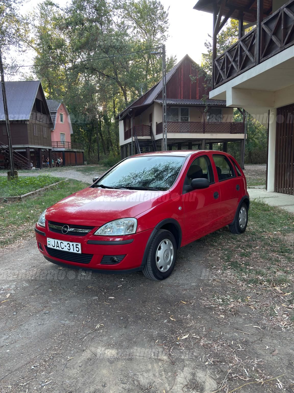OPEL CORSA C 2004/2 - 1