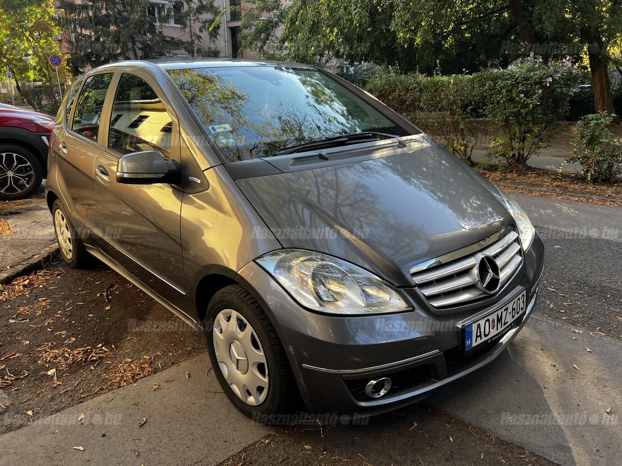 MERCEDES-BENZ A 160 2011/12 - 1