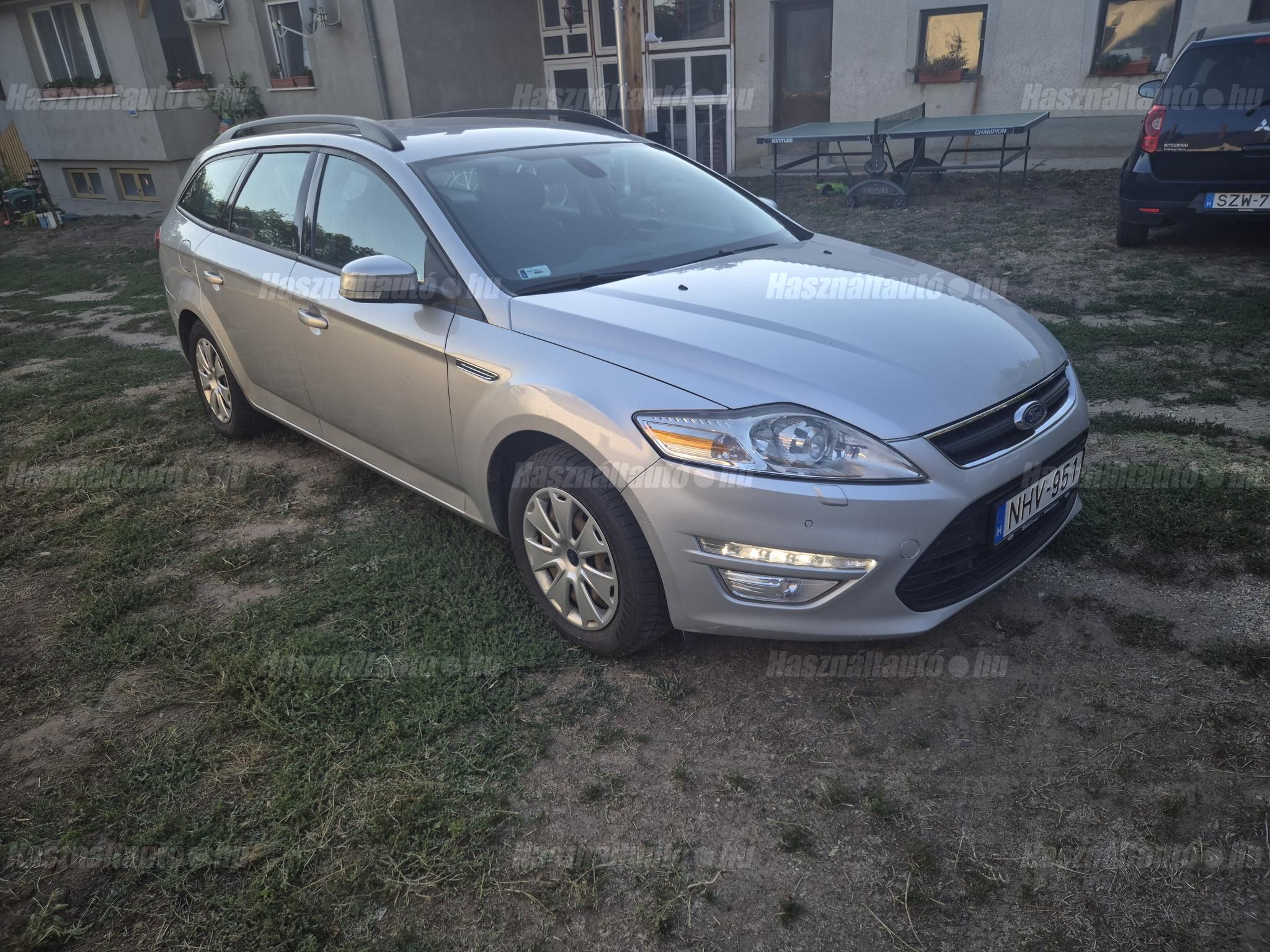 FORD MONDEO 2011/6 - 1