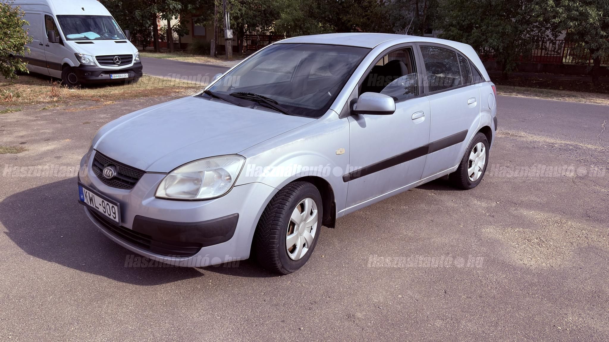 KIA RIO 2006/1 - 1