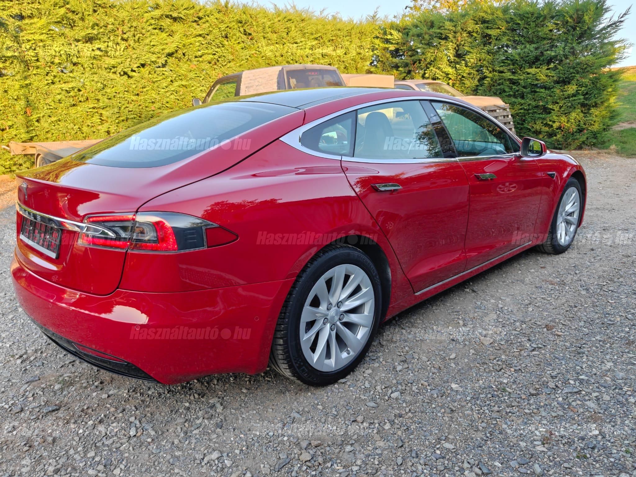 TESLA MODEL S 2017/6 - 1