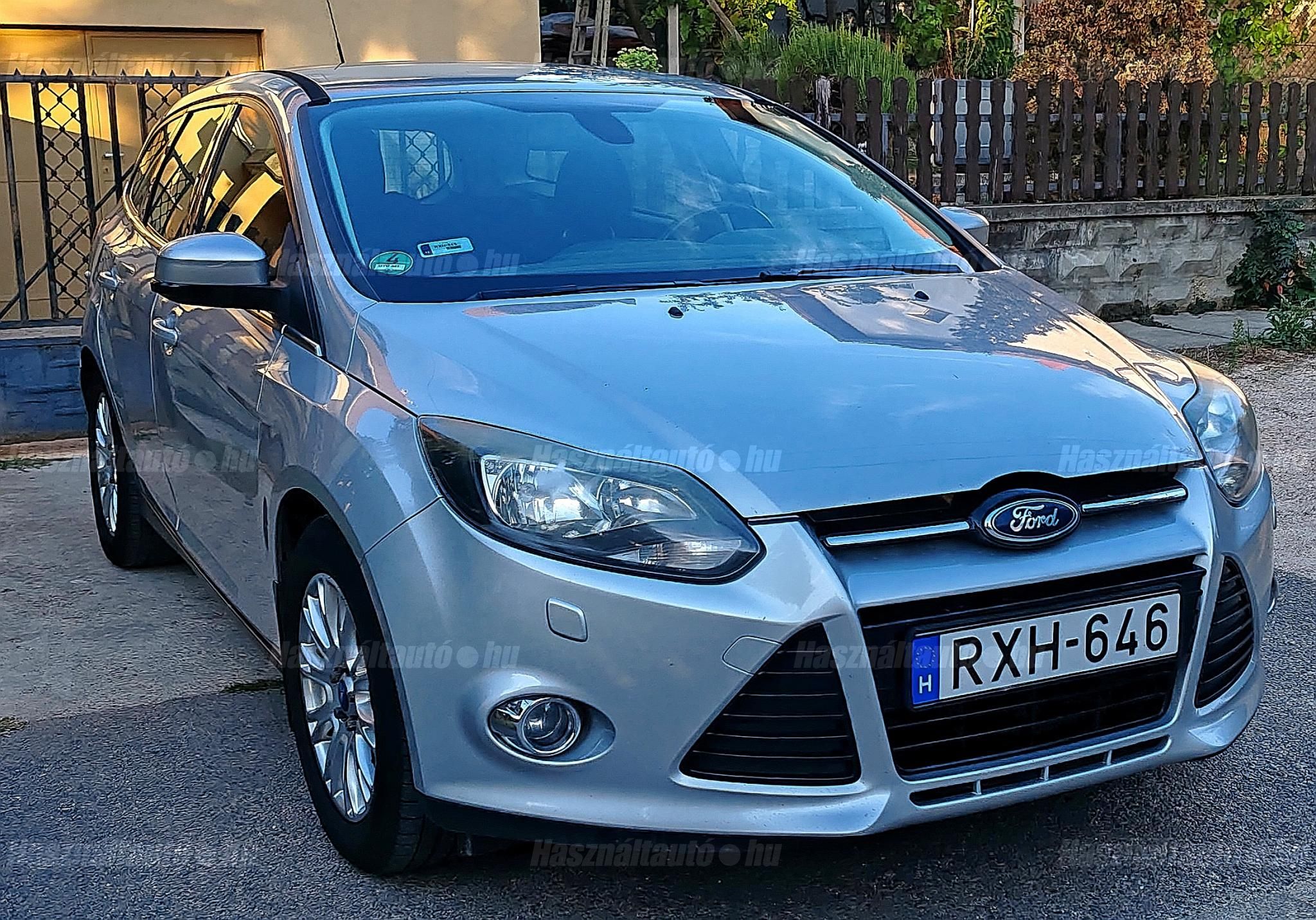 FORD FOCUS 2011/9 - 1