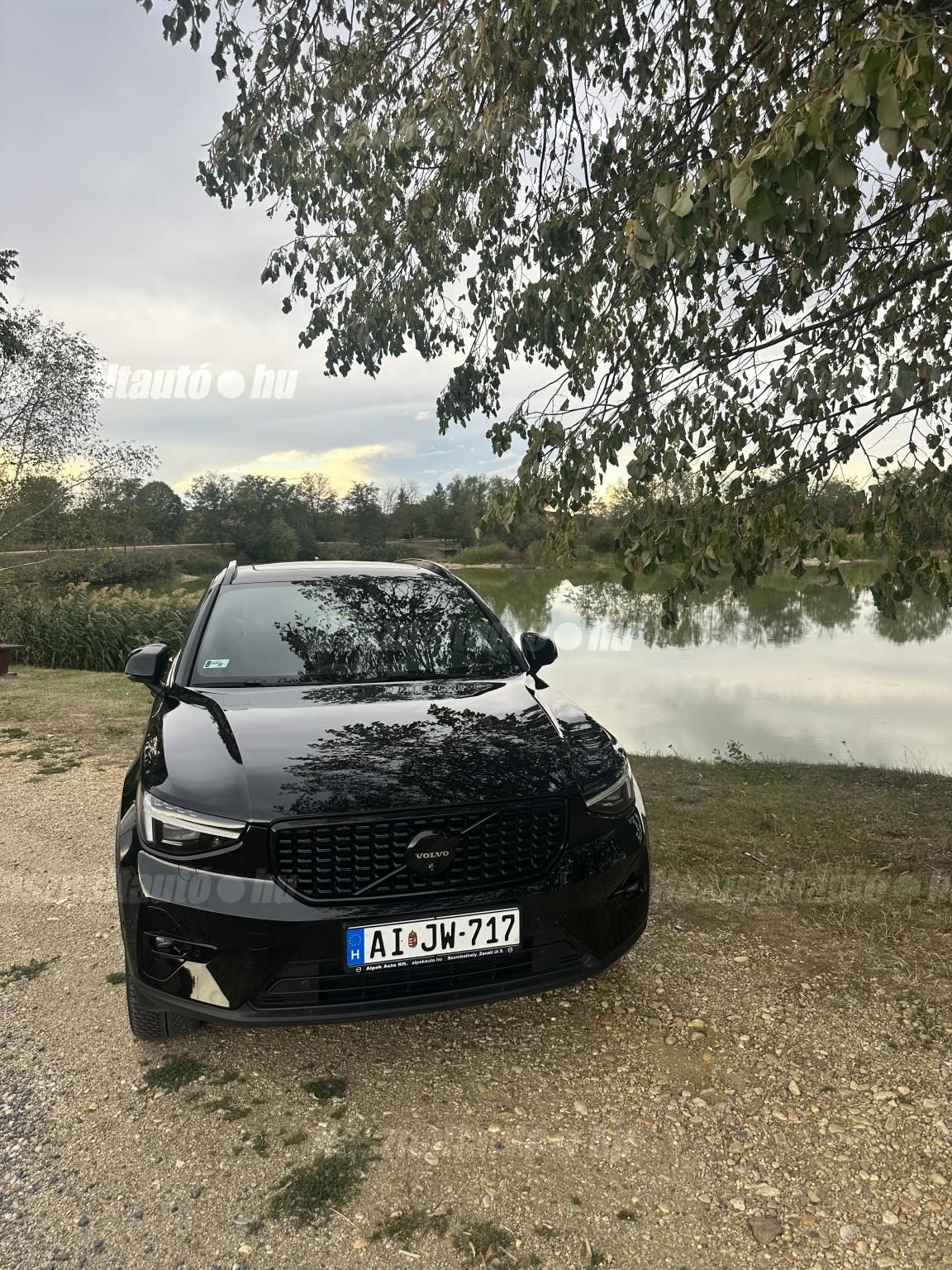VOLVO XC40 2024/12 - 1