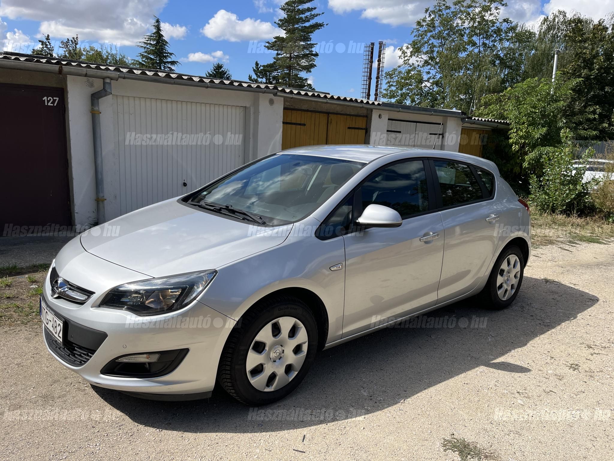 OPEL ASTRA J 2014/6 - 1