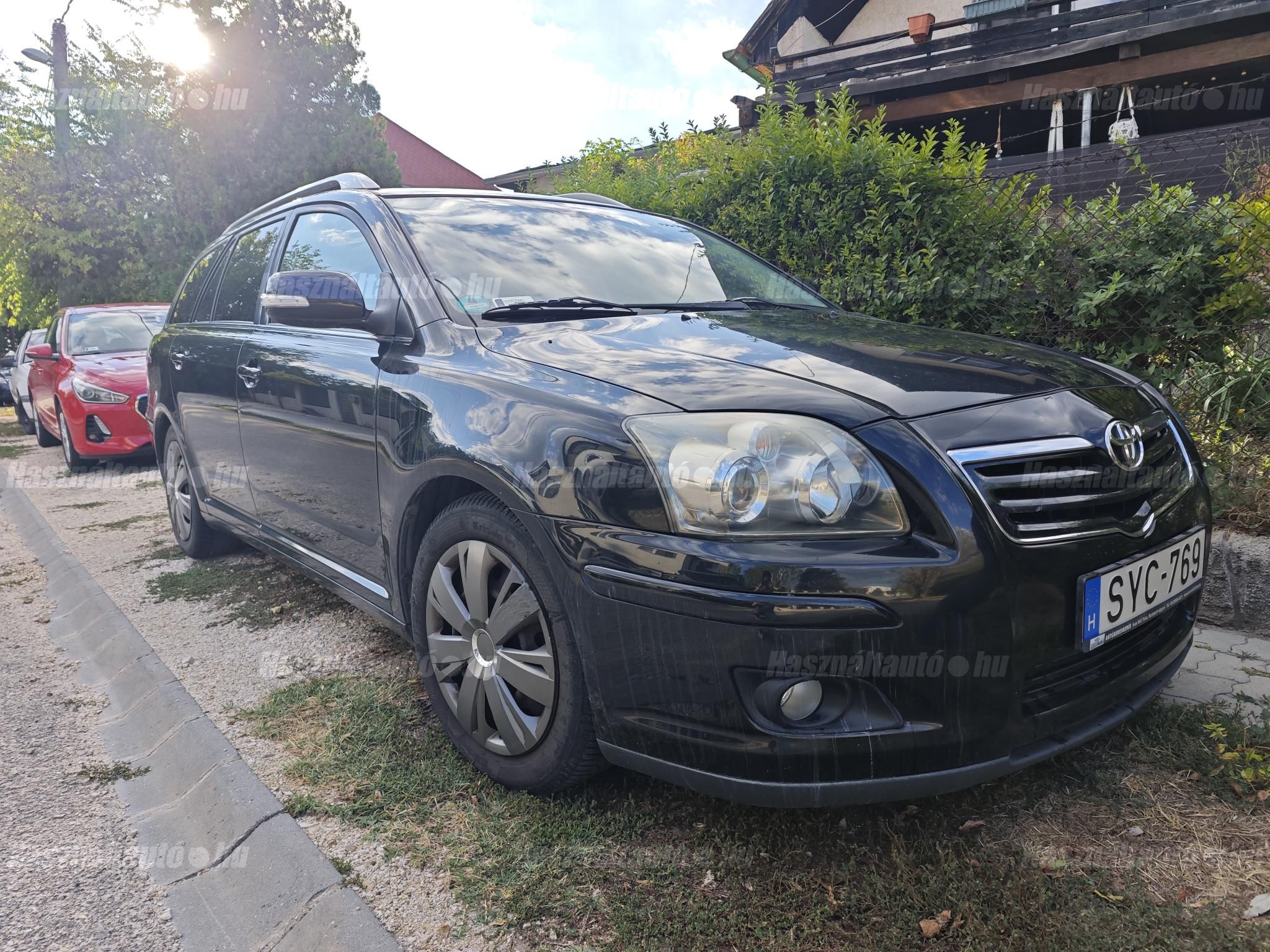 TOYOTA AVENSIS 2008/10 - 1