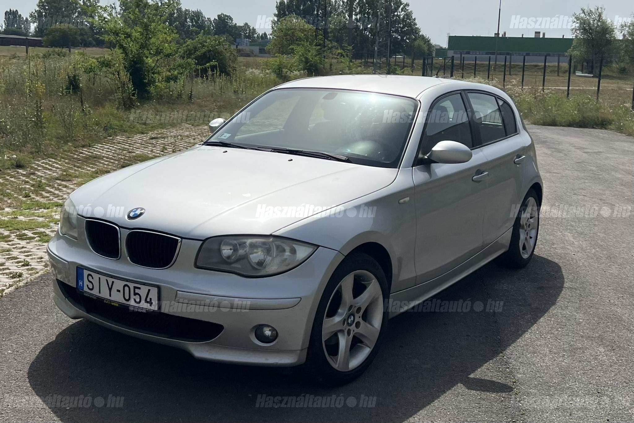 BMW 116 2006/4 - 1