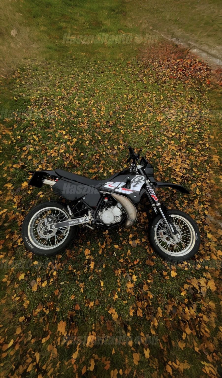 YAMAHA DT 125 2001/8 - 1