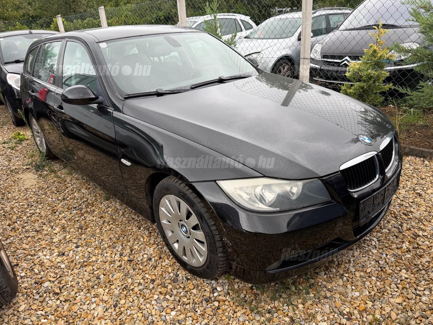 BMW 318 2008/10 - 1