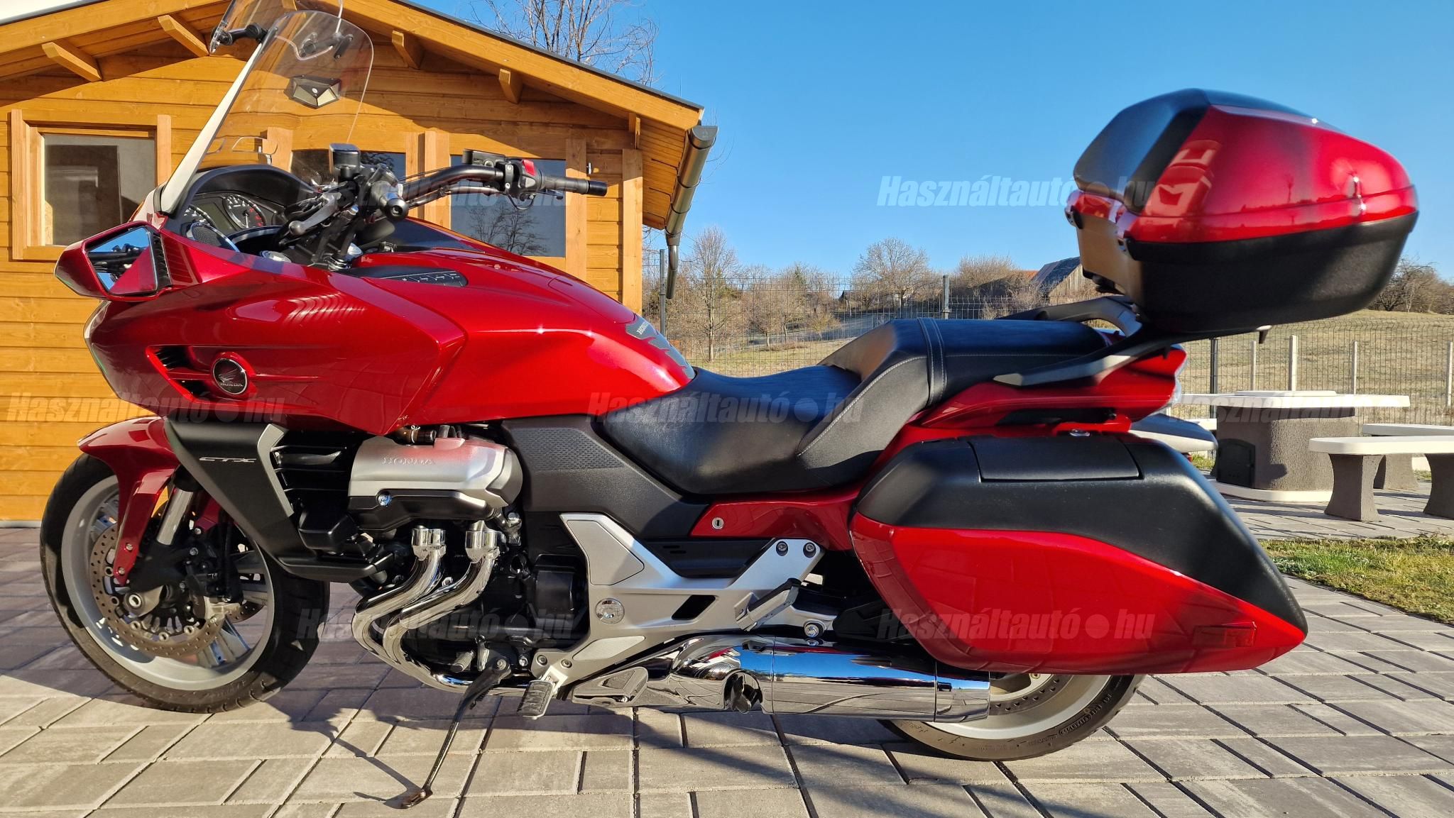 HONDA CTX 1300 2014/6 - 1