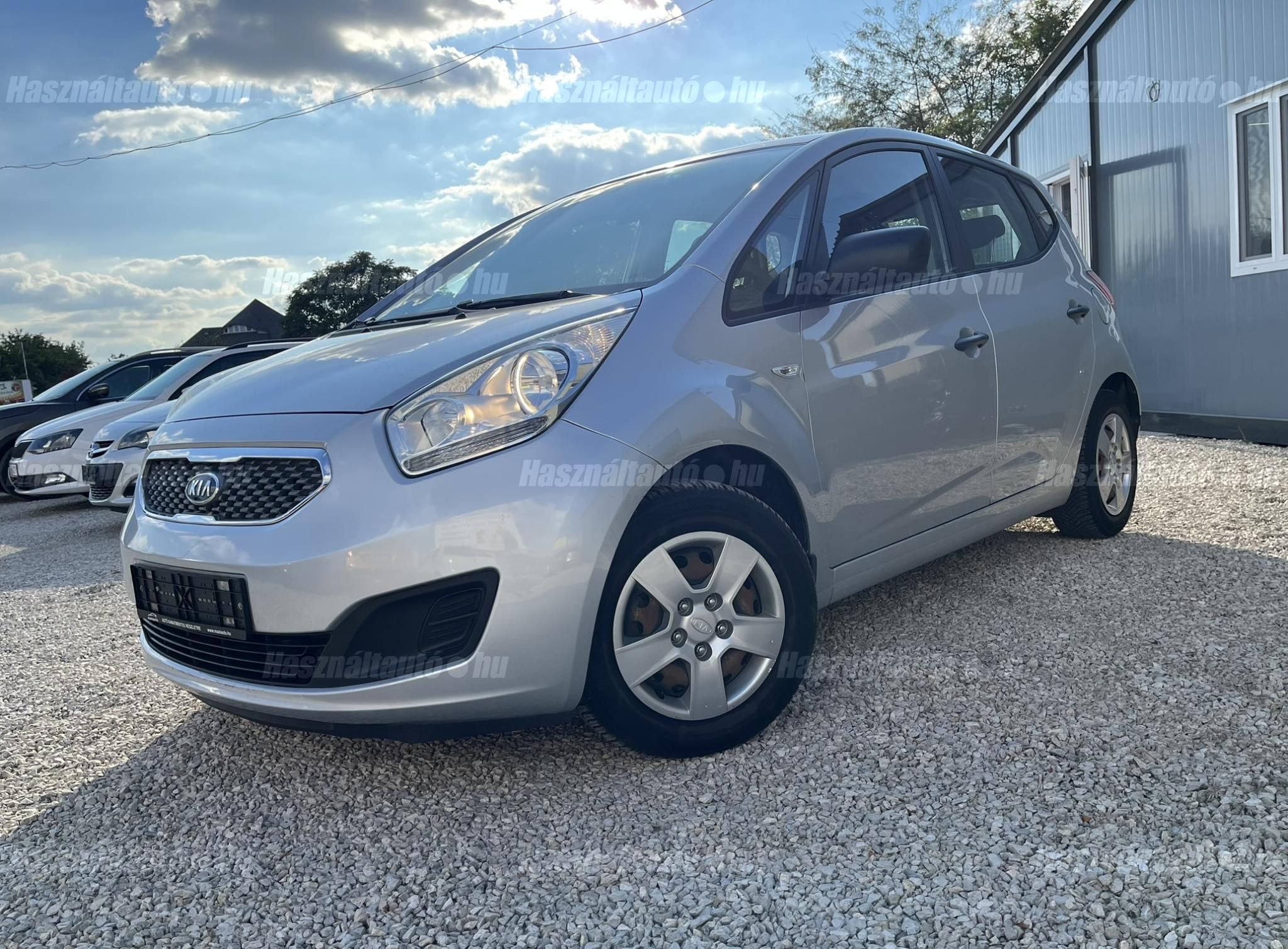 KIA VENGA 2011/11 - 1