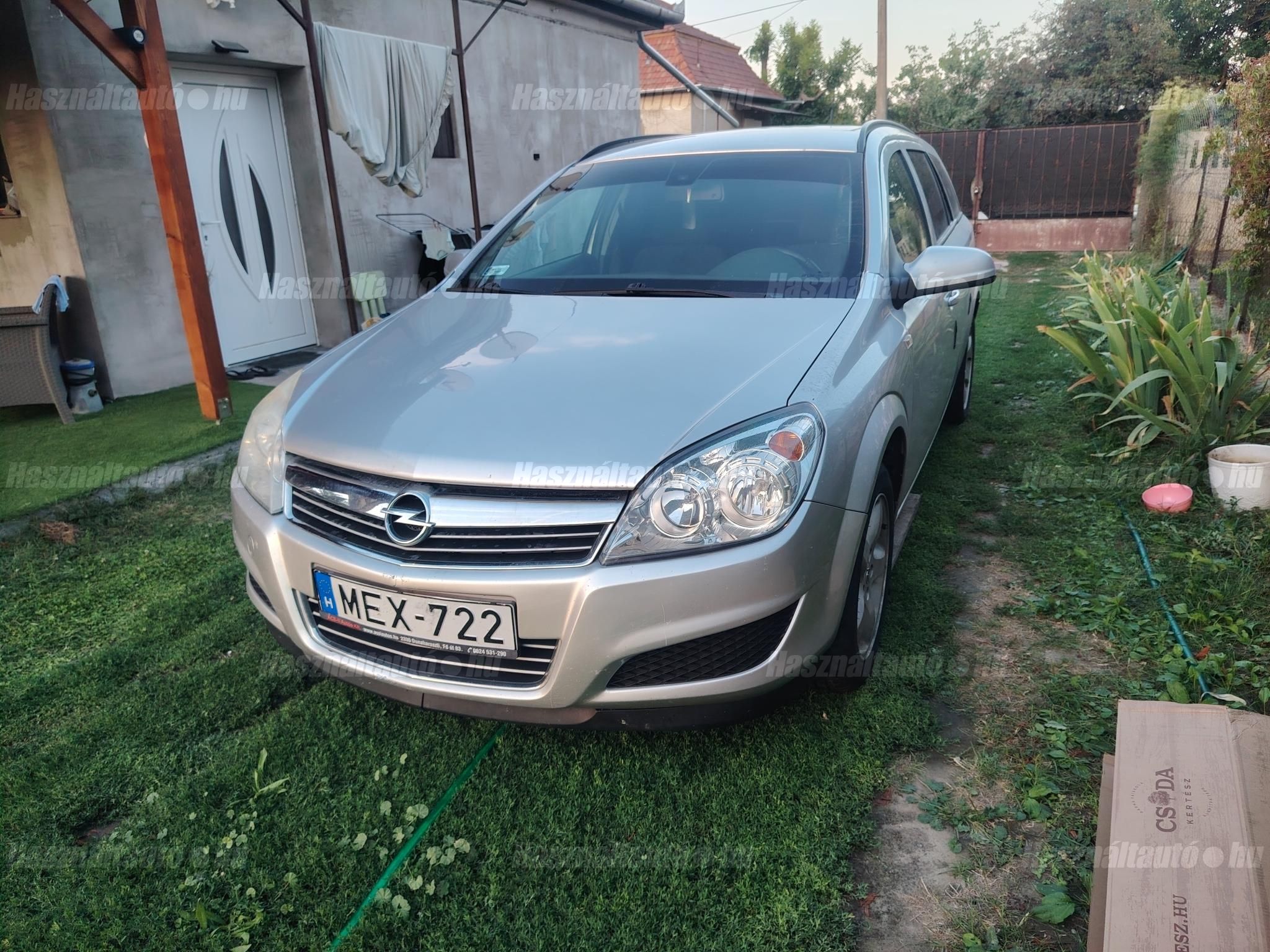 OPEL ASTRA H 2009/7 - 1